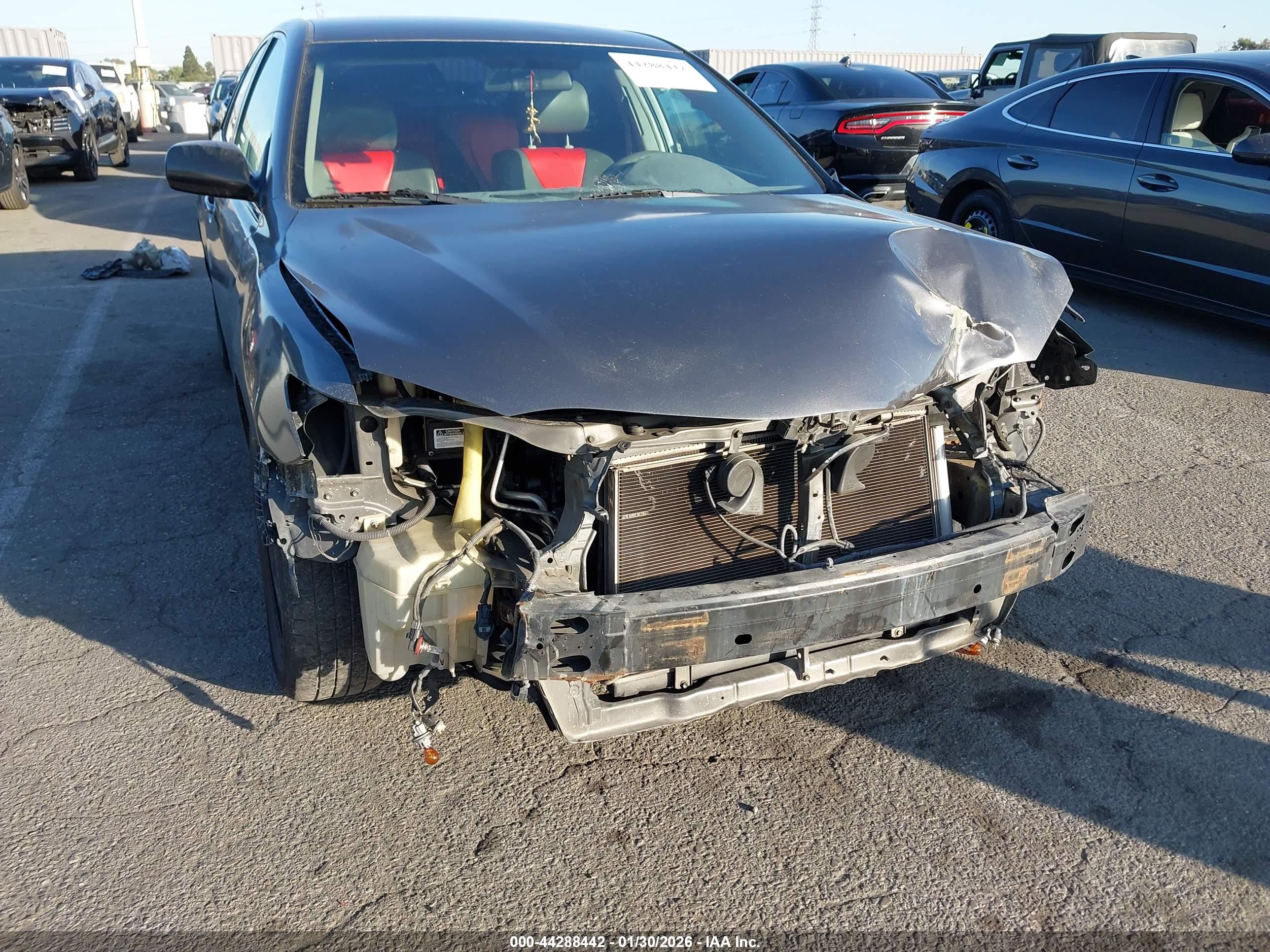 TOYOTA CAMRY image 6