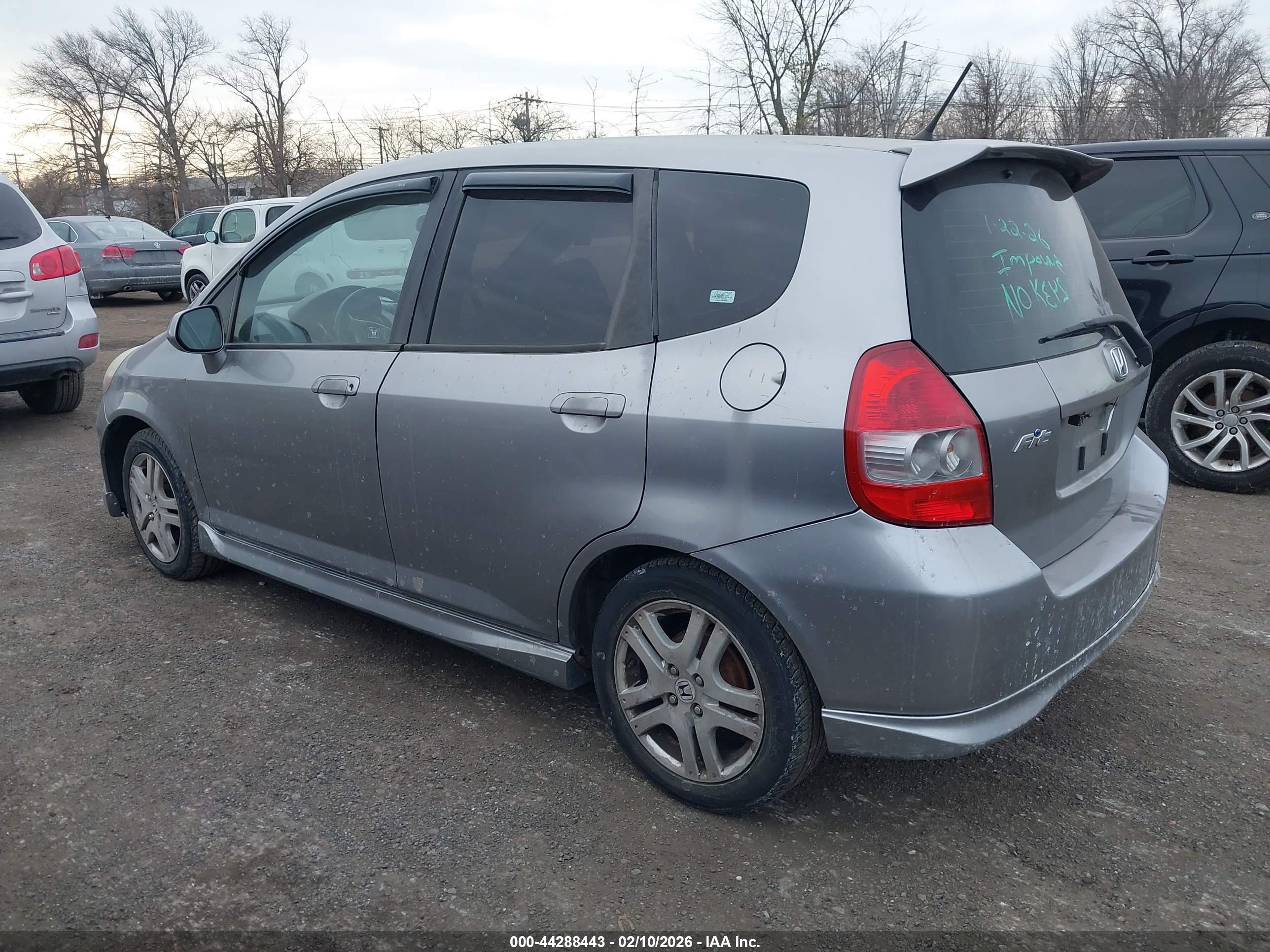 HONDA FIT image 3
