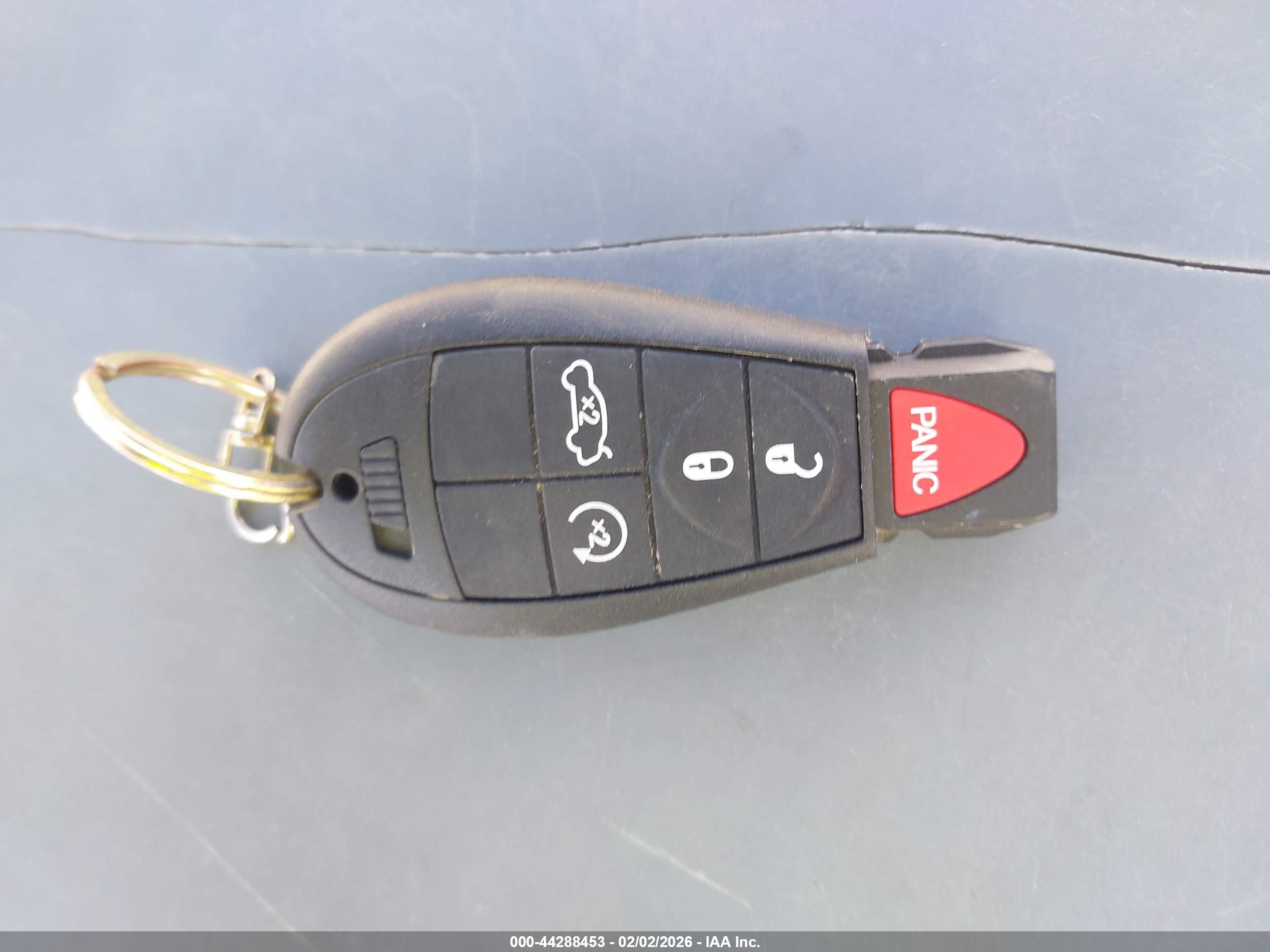 DODGE CHALLENGER image 11