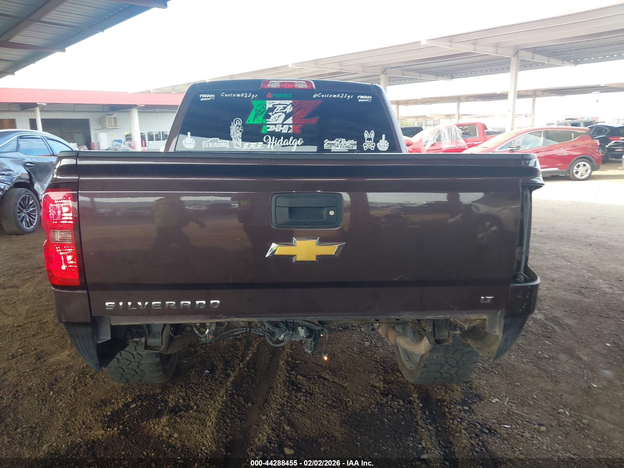 CHEVROLET SILVERADO image 6
