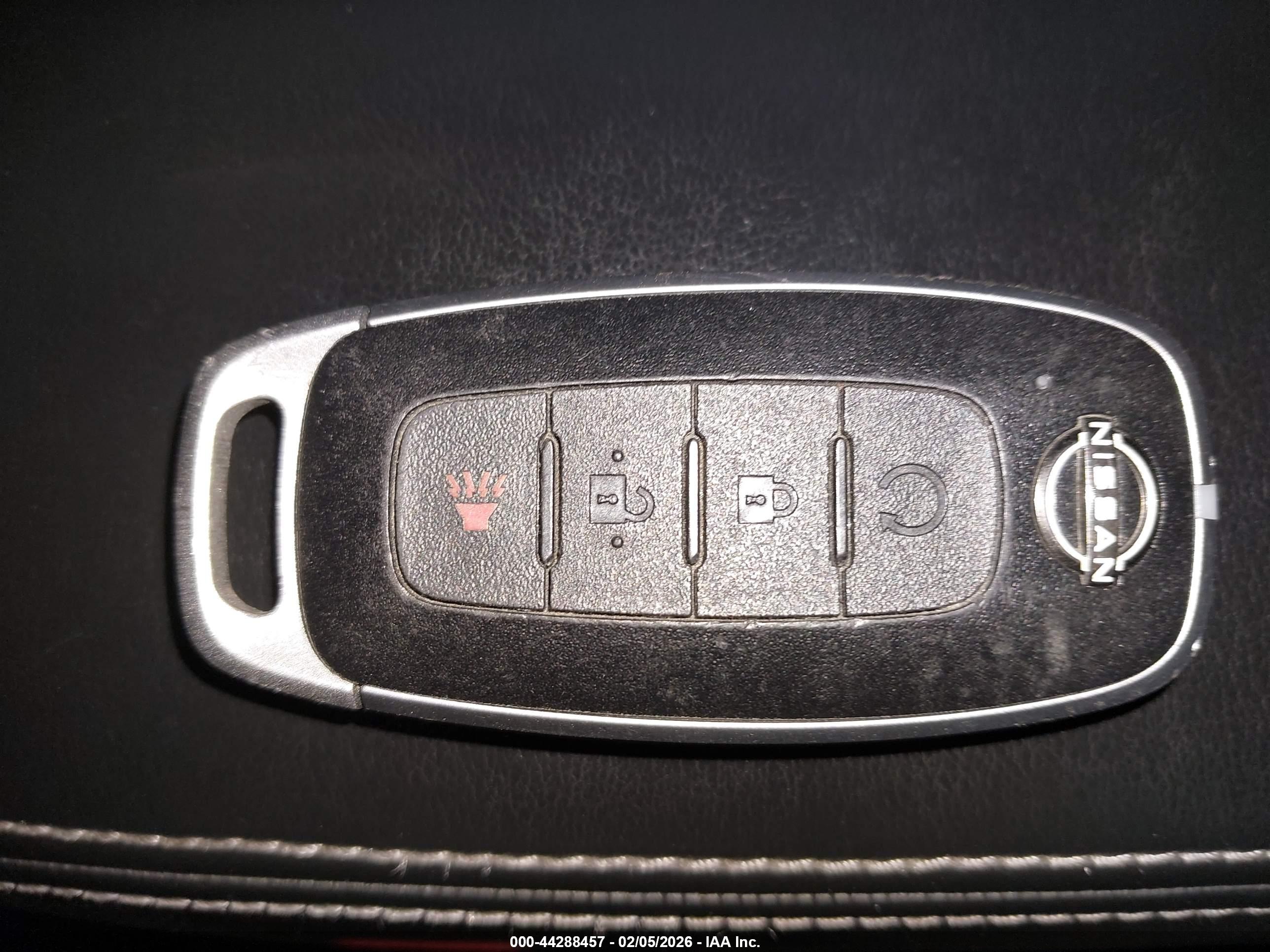 NISSAN KICKS image 11