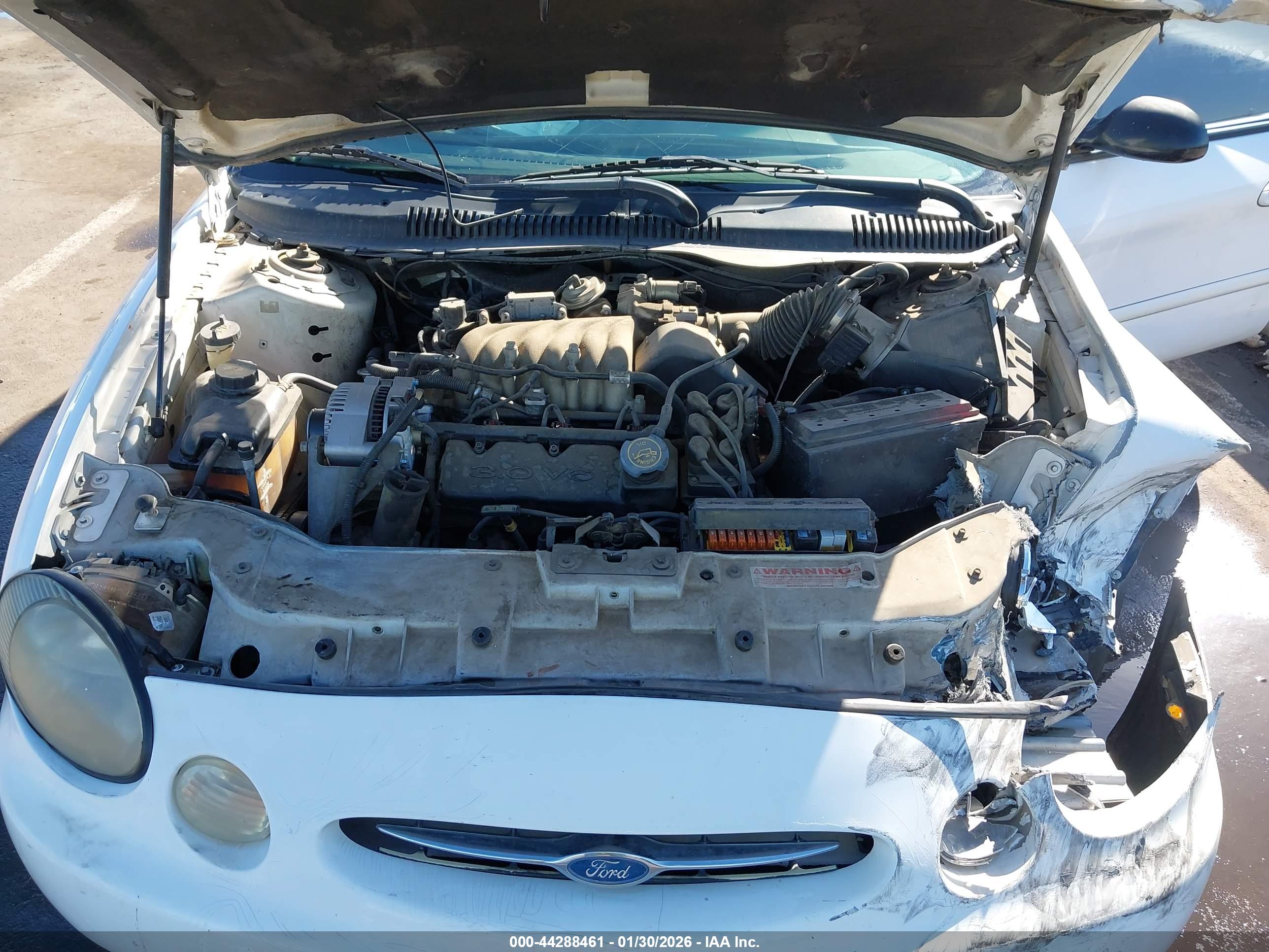 FORD TAURUS image 10