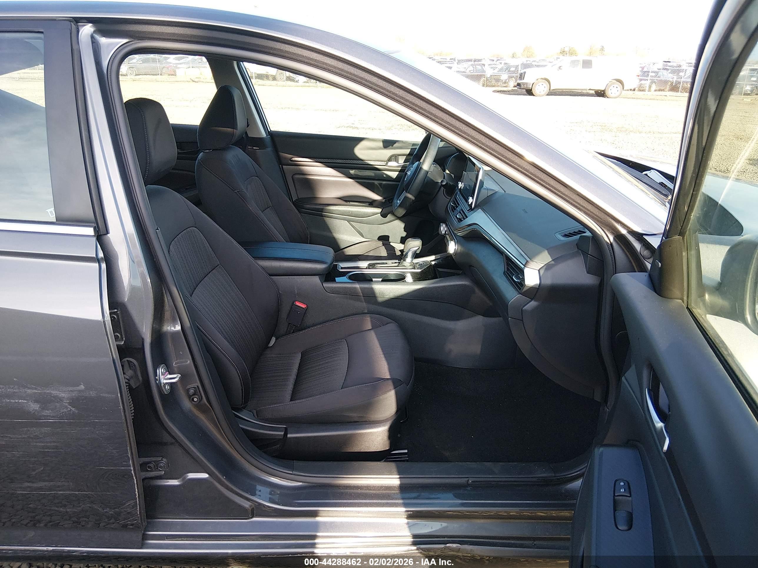 NISSAN ALTIMA image 5