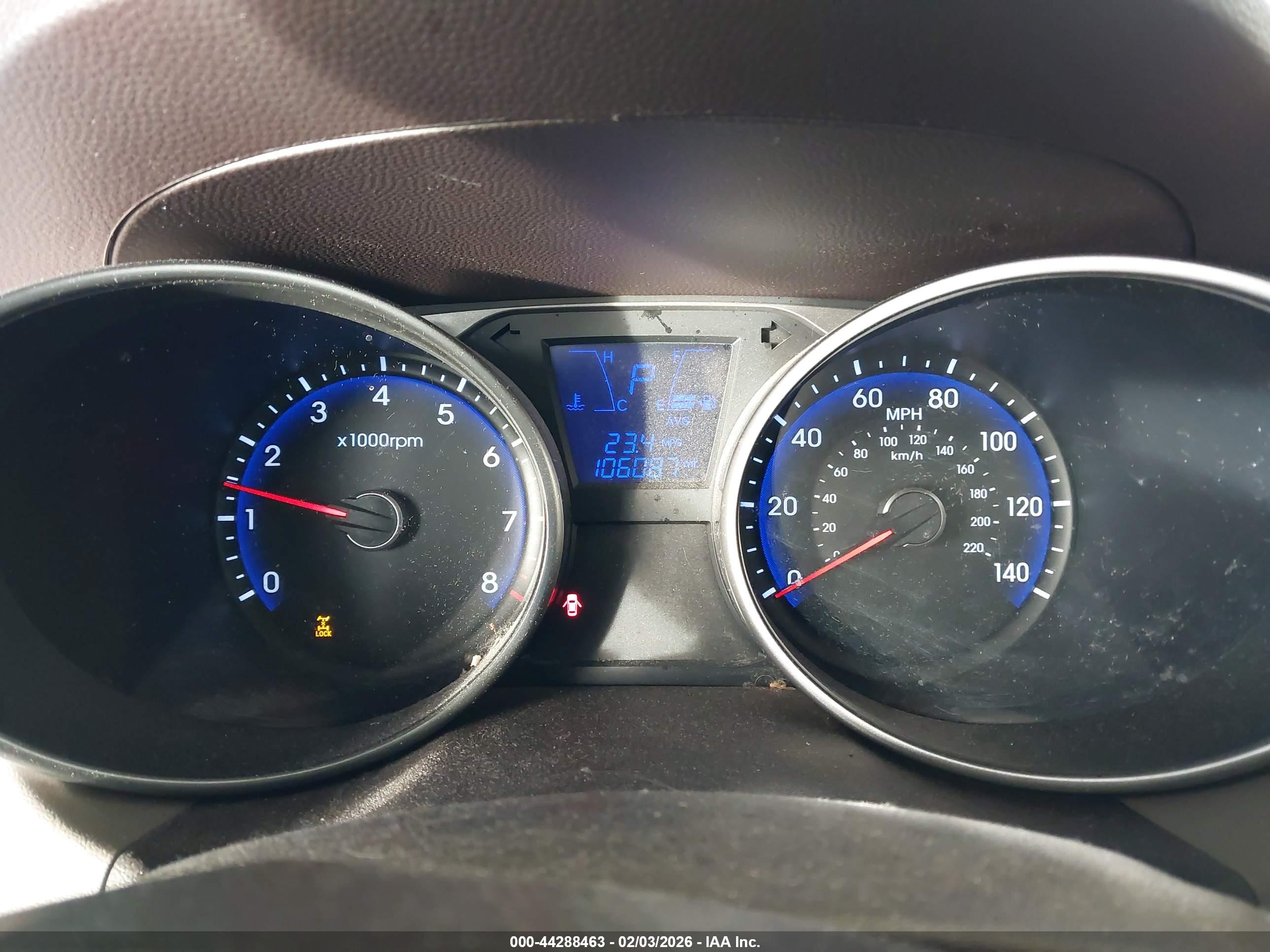 HYUNDAI TUCSON image 7