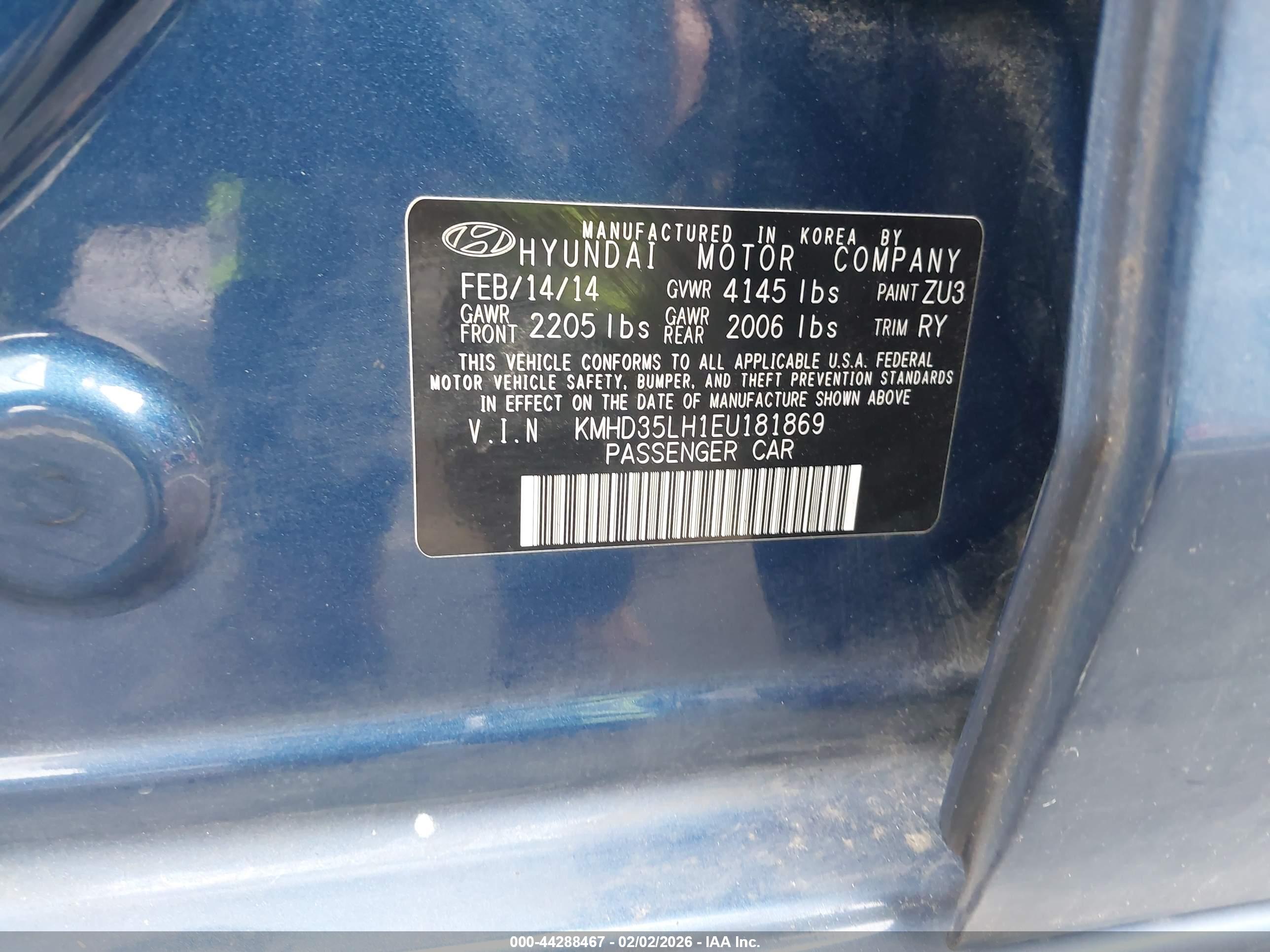 HYUNDAI ELANTRA image 9