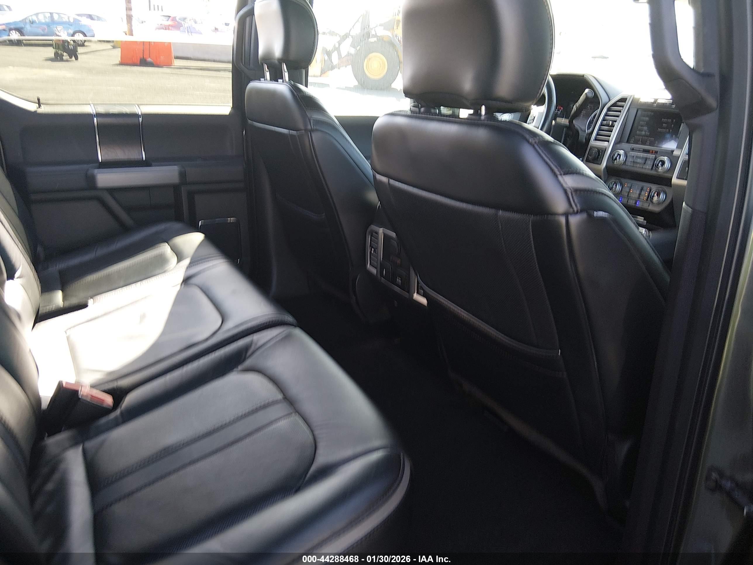 FORD F-250 image 8
