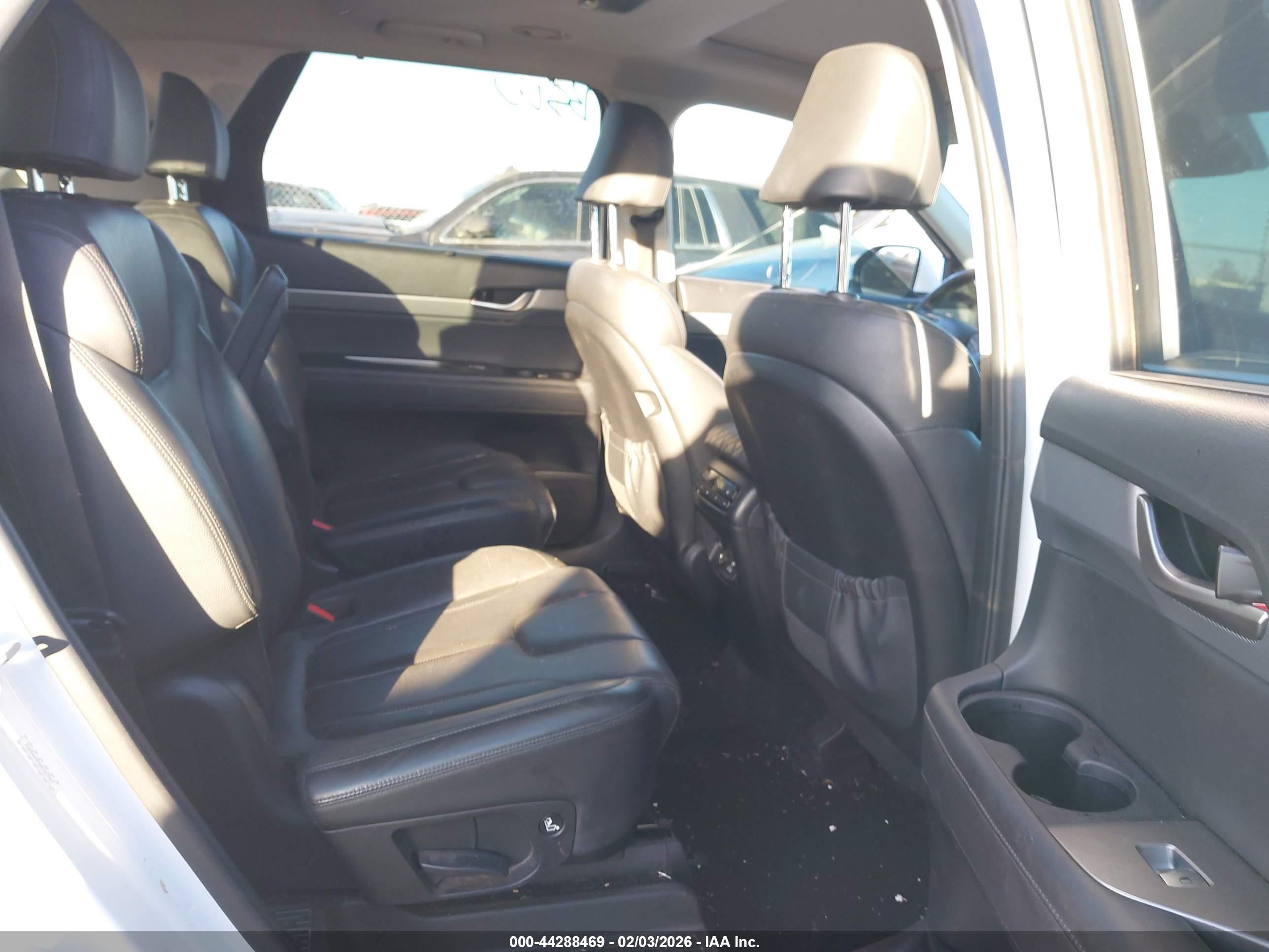 HYUNDAI PALISADE image 8