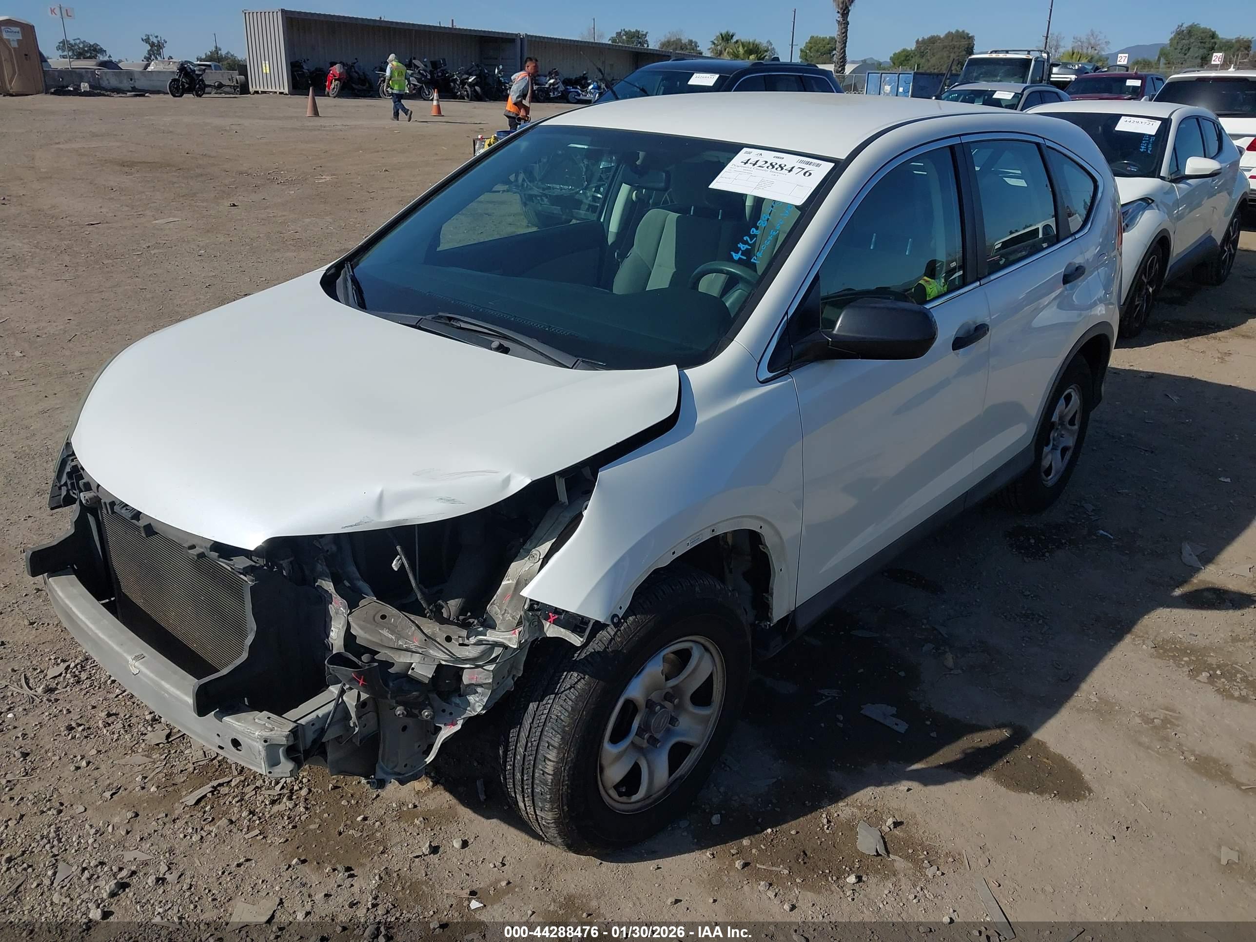 HONDA CR-V image 2