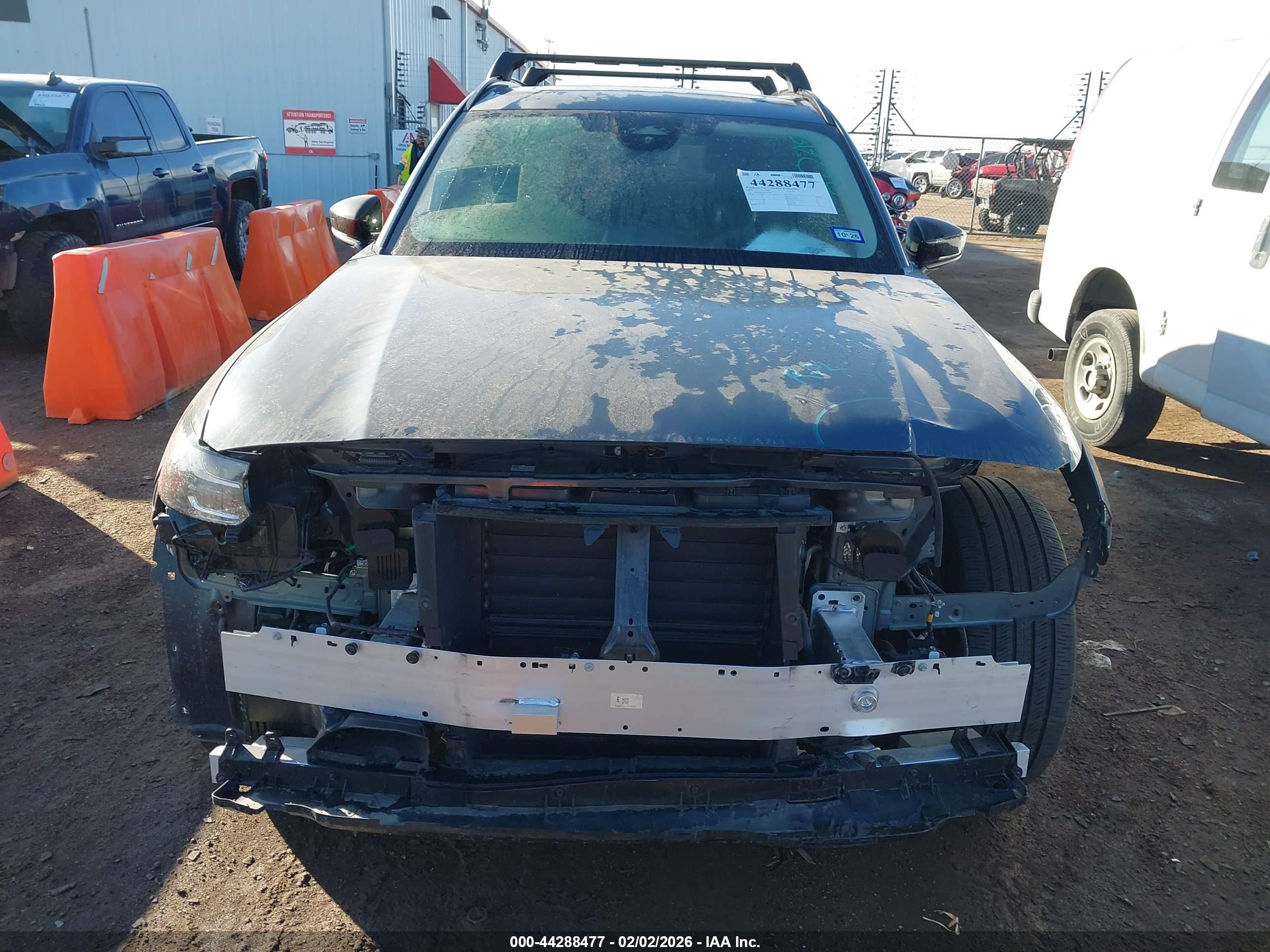 MAZDA CX-70 image 6