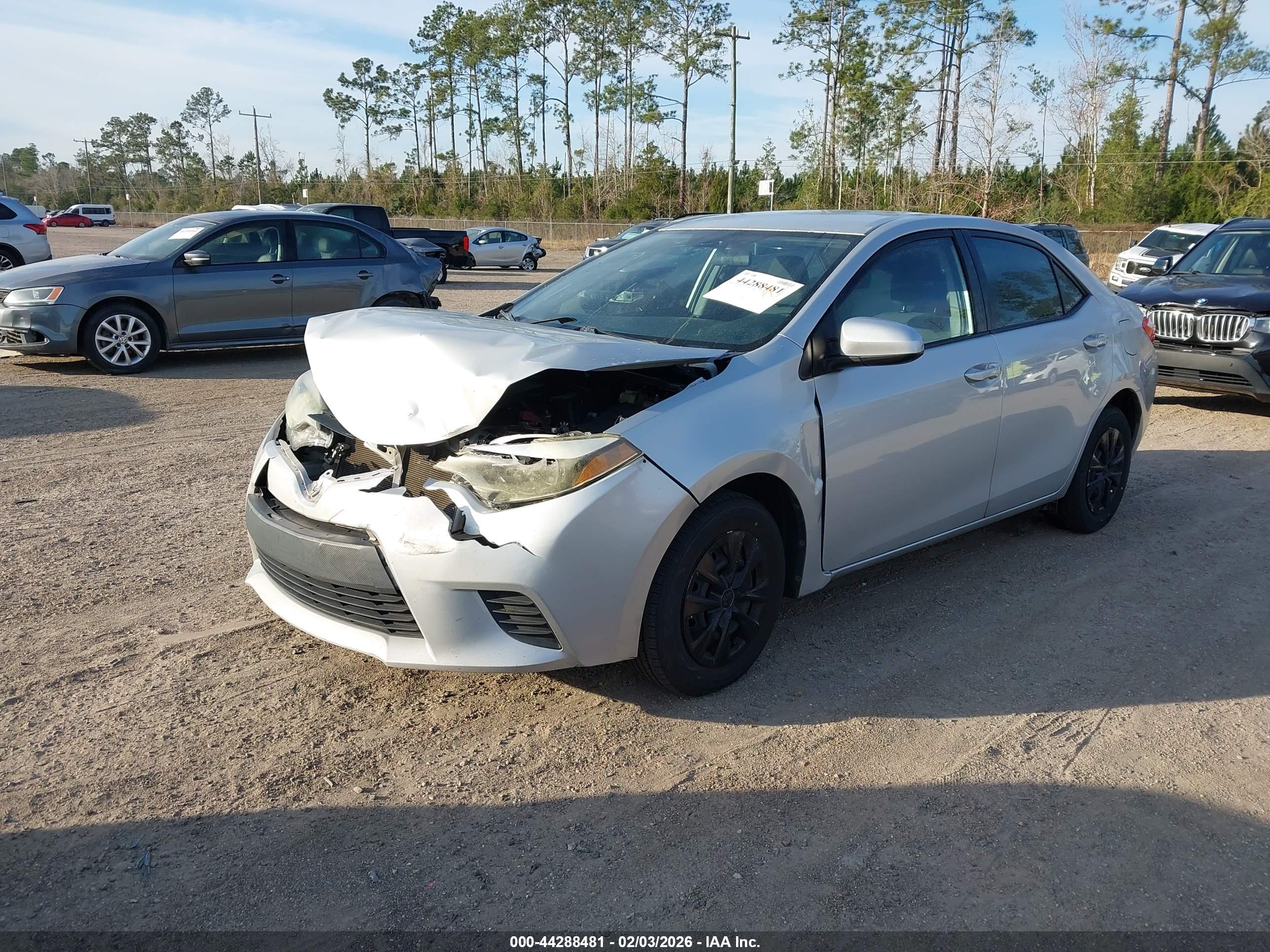 TOYOTA COROLLA image 2