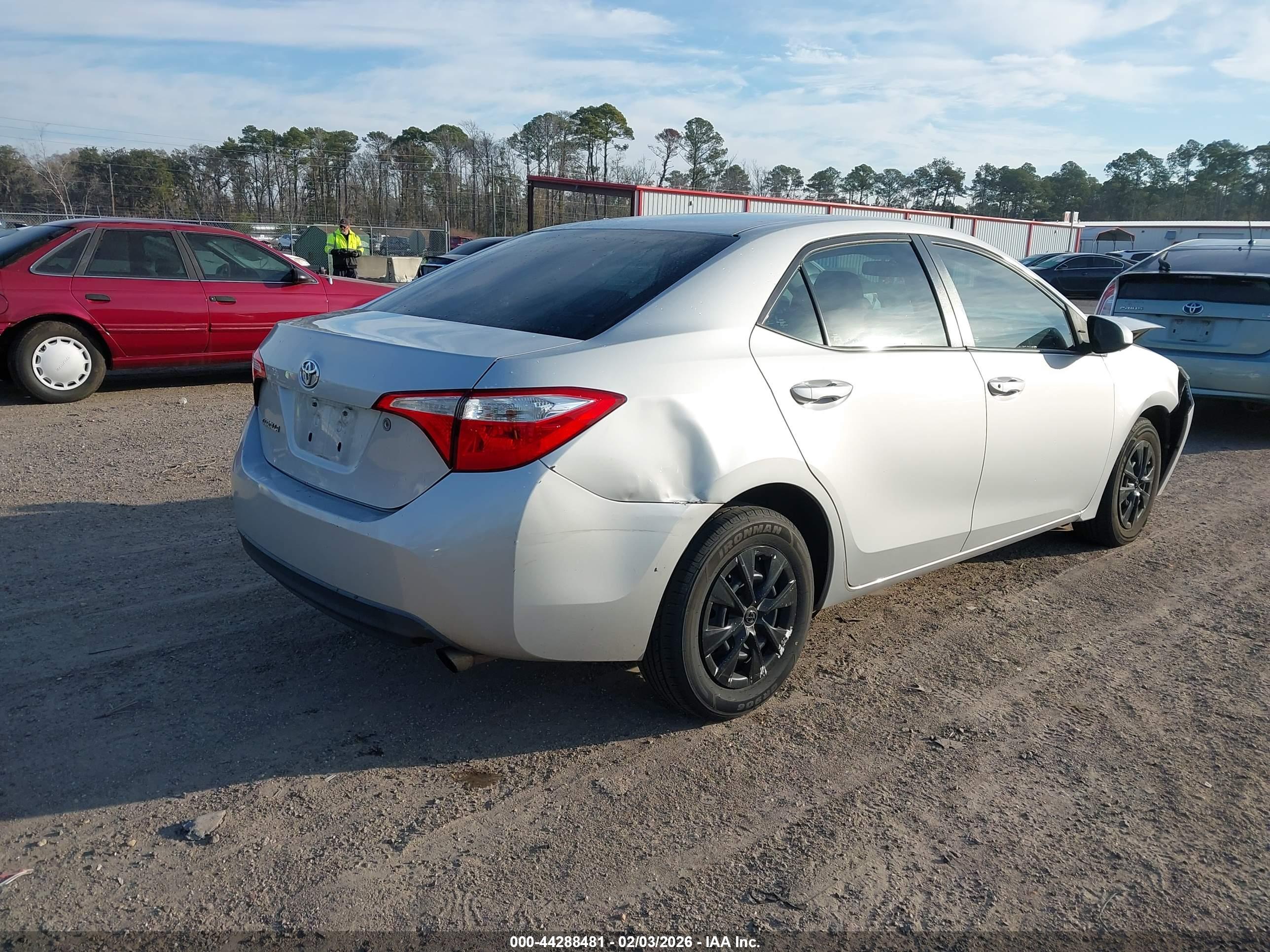 TOYOTA COROLLA image 4