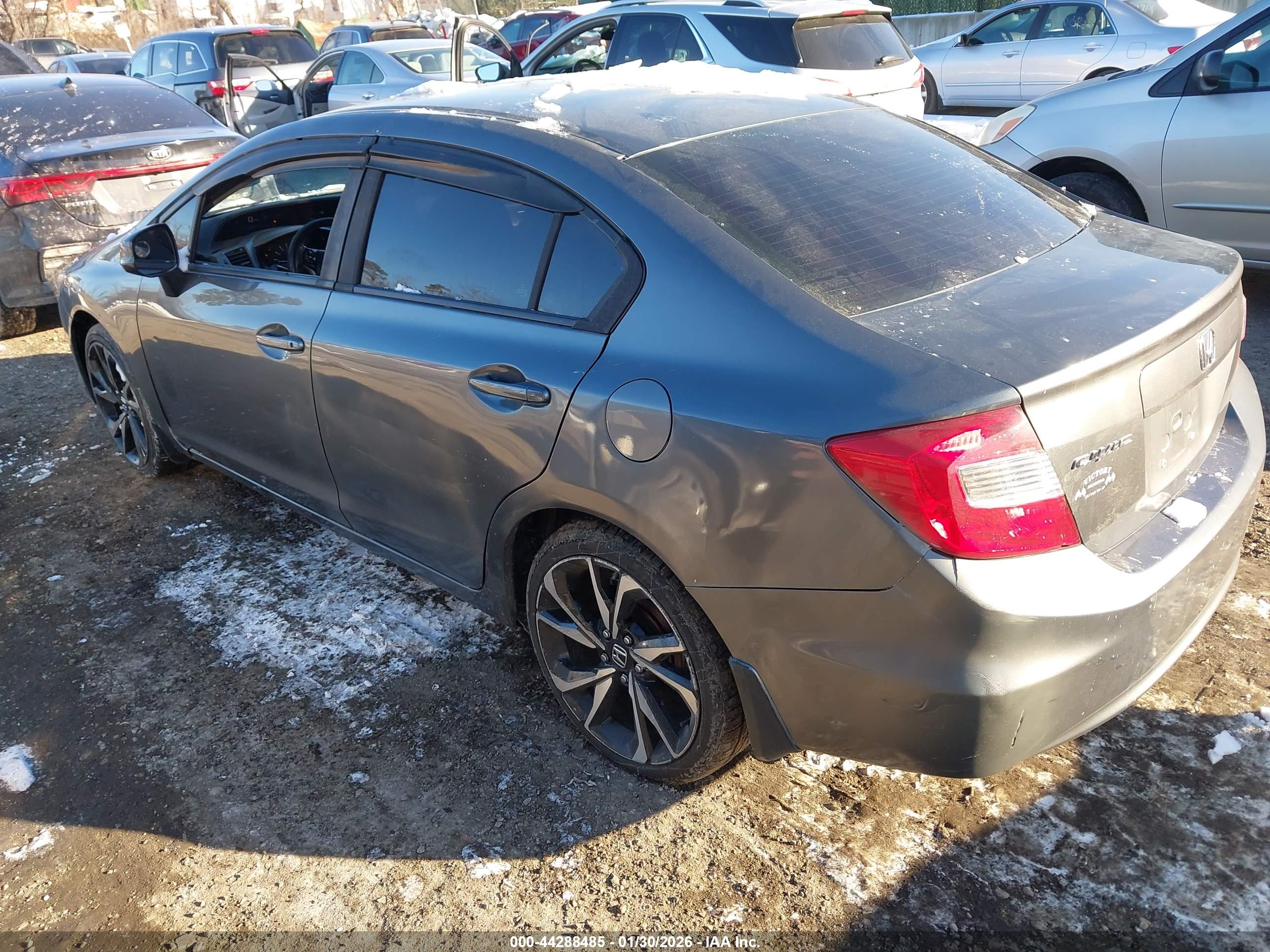 HONDA CIVIC image 3