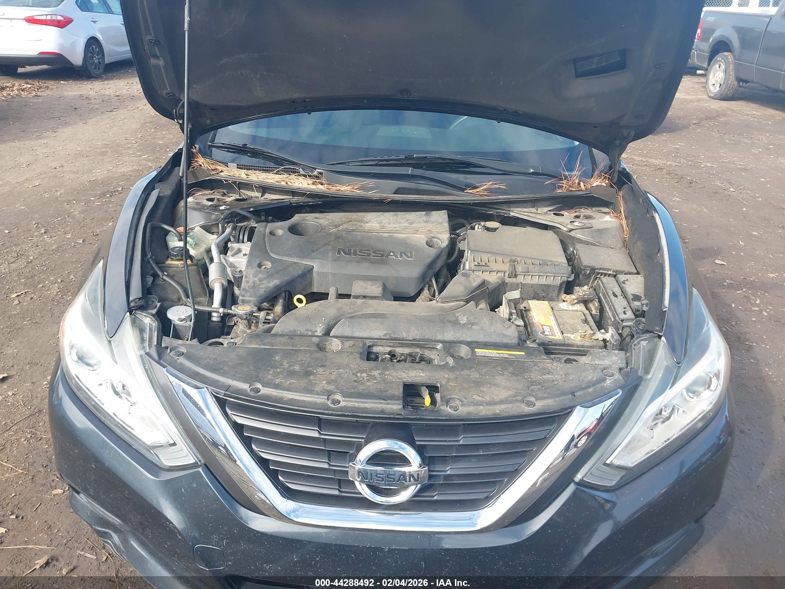 NISSAN ALTIMA image 10