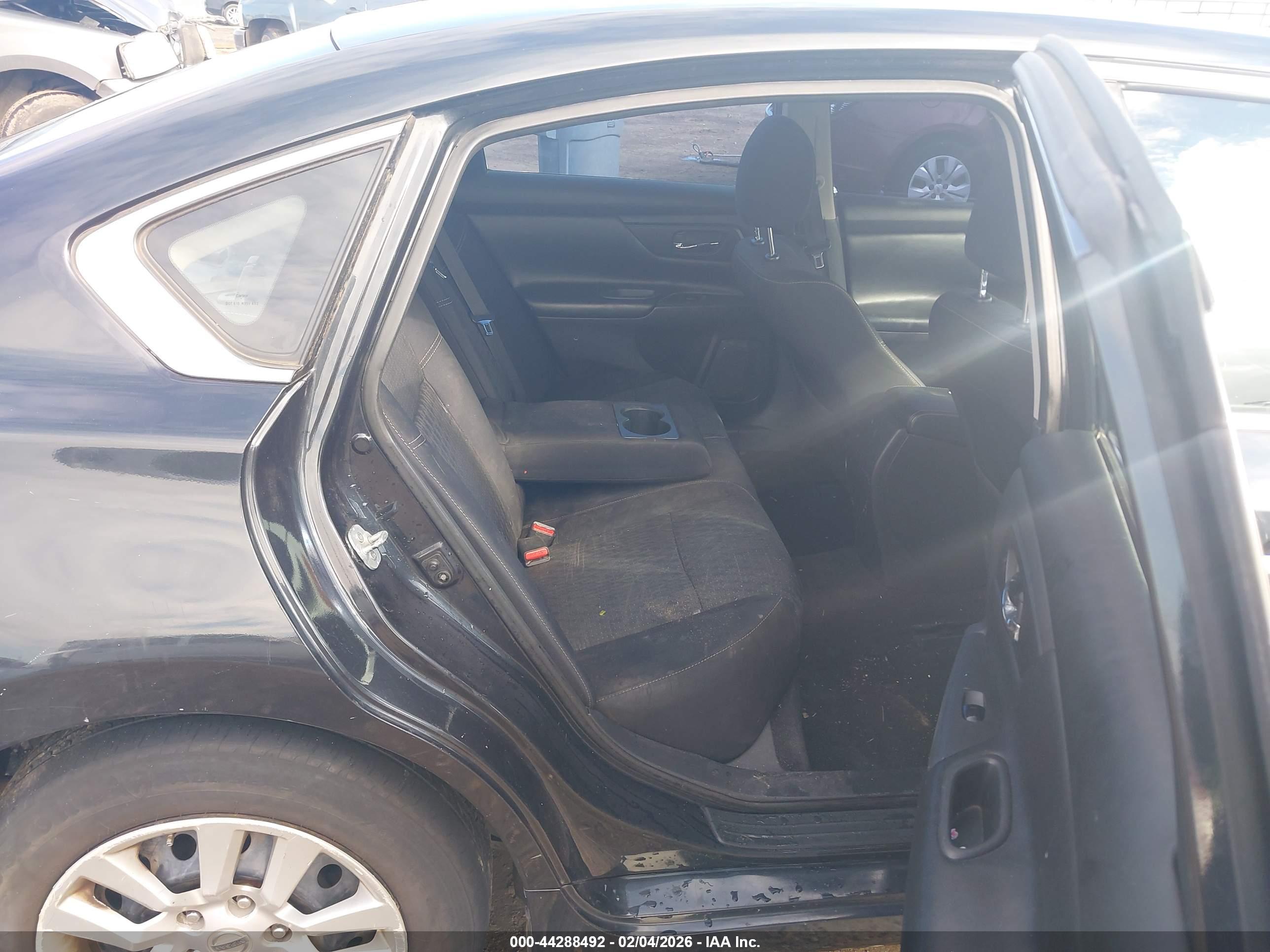 NISSAN ALTIMA image 8