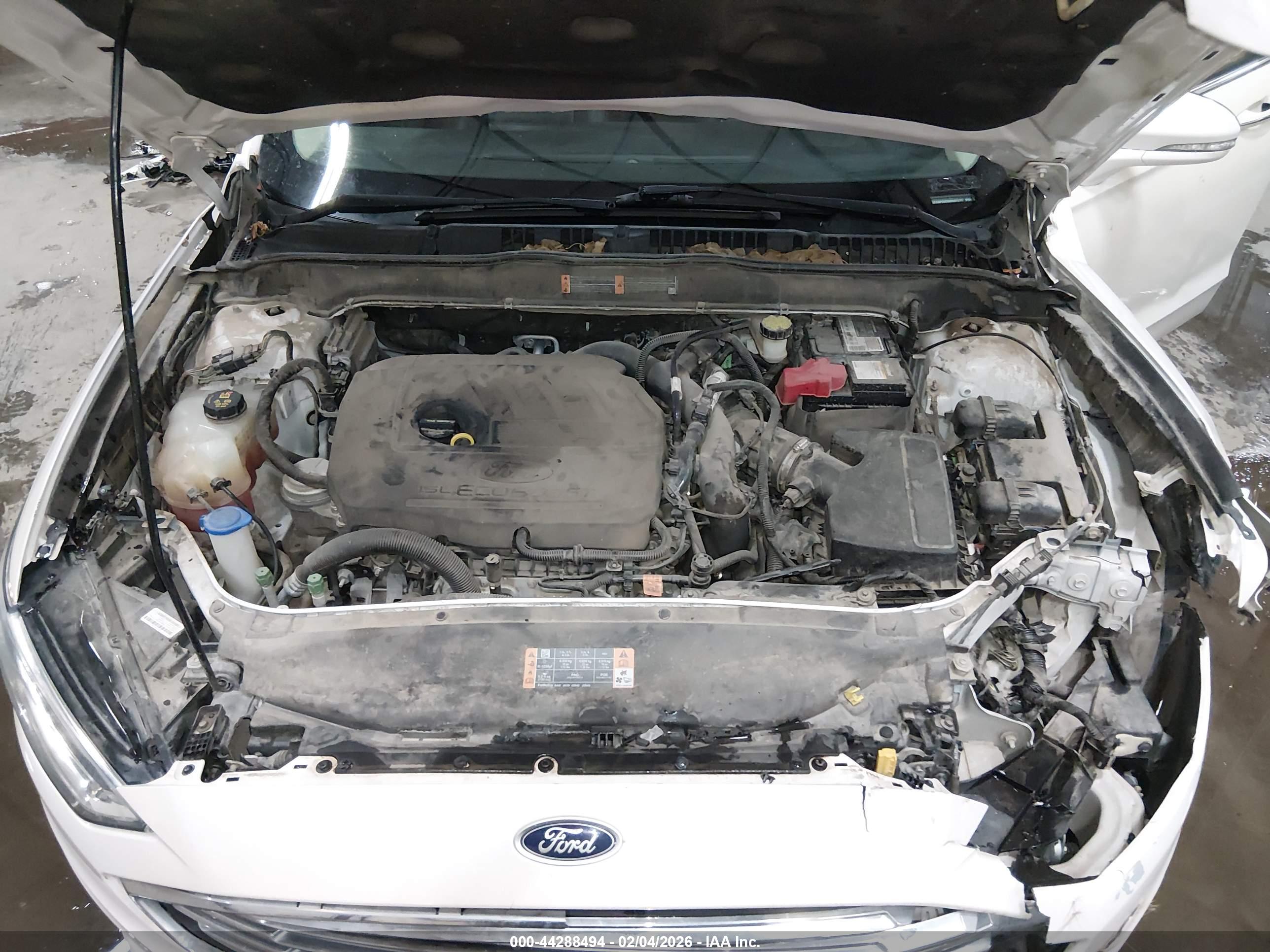 FORD FUSION image 10