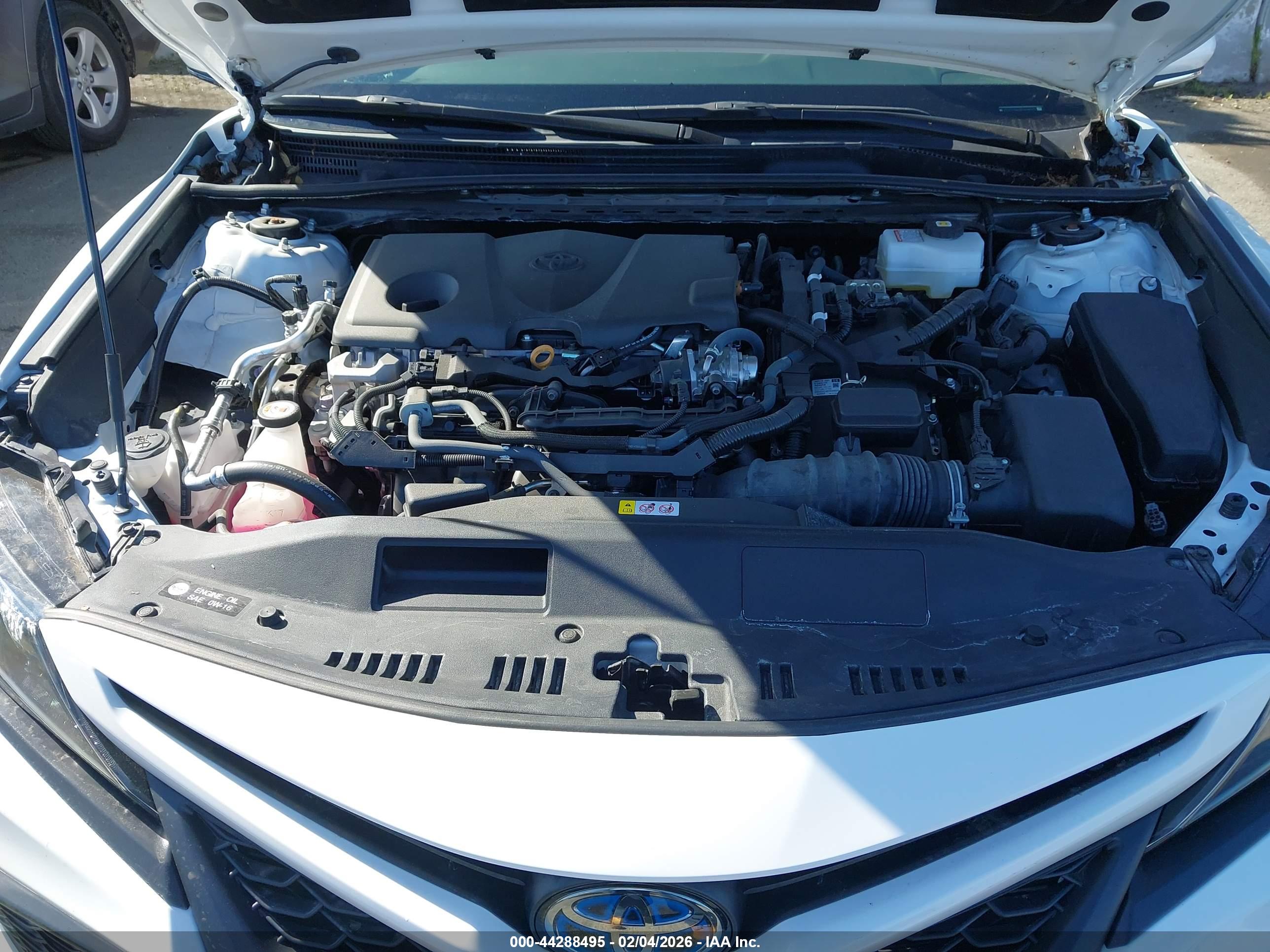 TOYOTA CAMRY image 10