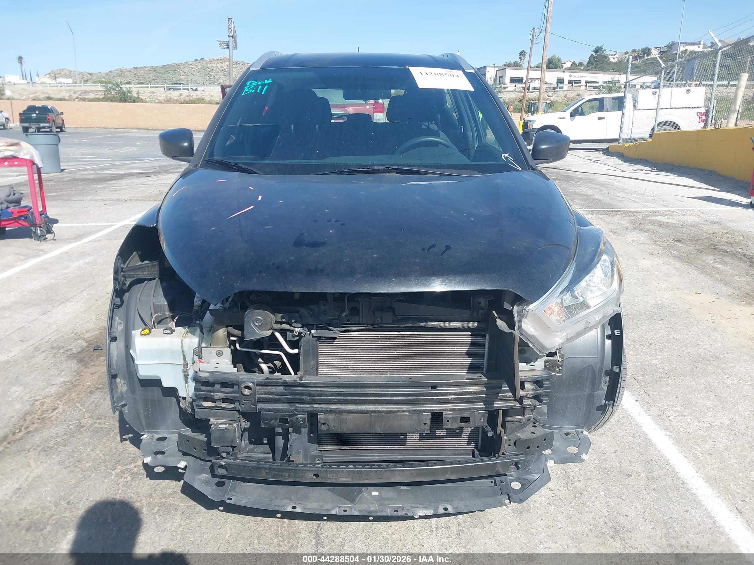 NISSAN KICKS image 6