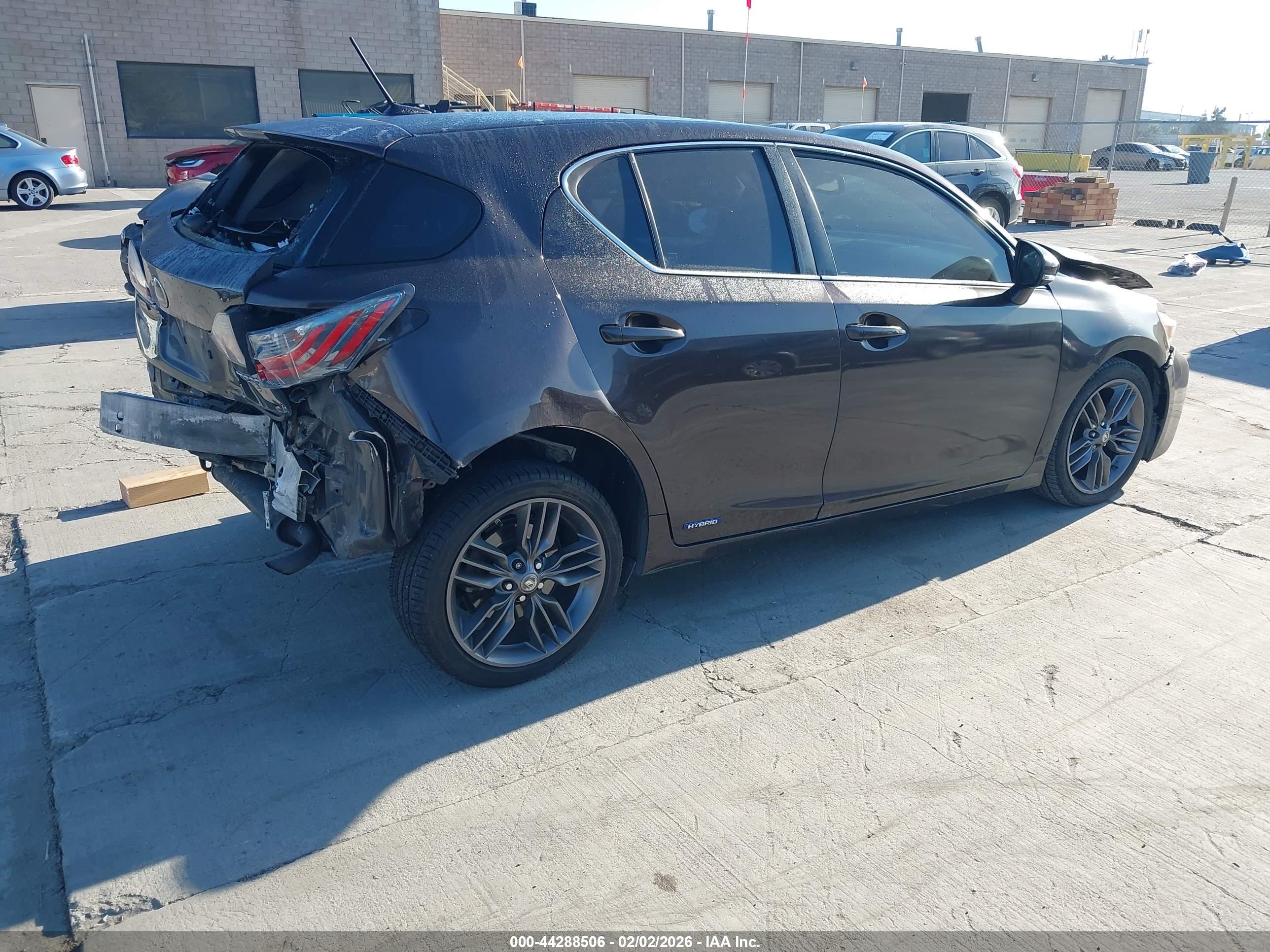 LEXUS CT image 4