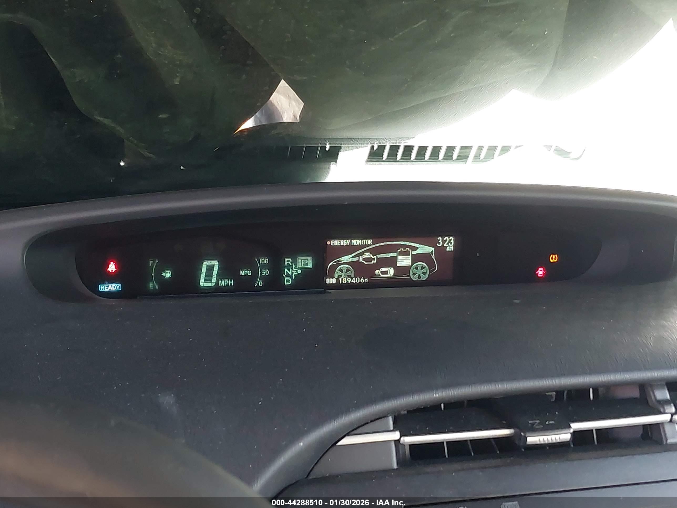 TOYOTA PRIUS image 7