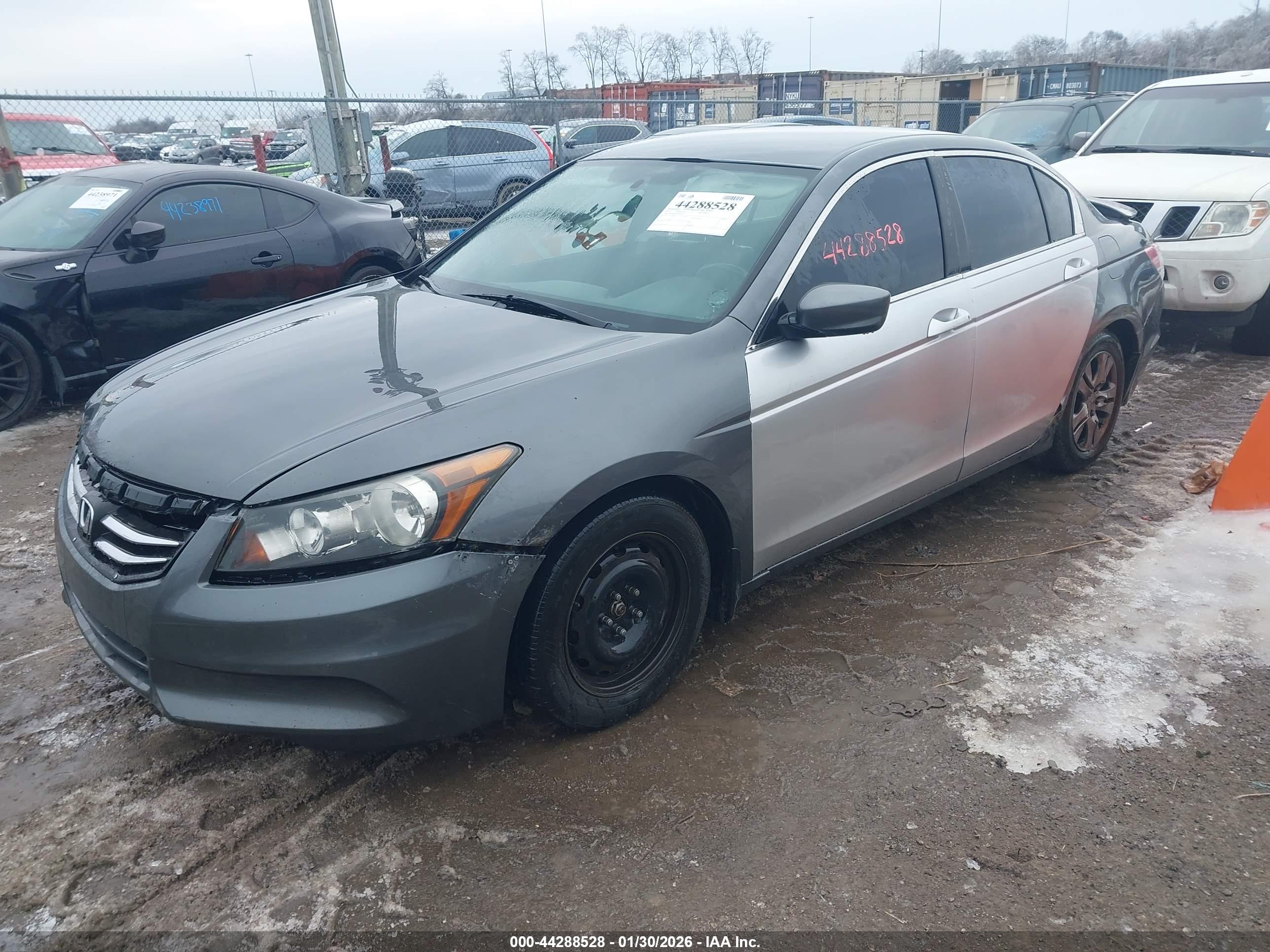 HONDA ACCORD image 2