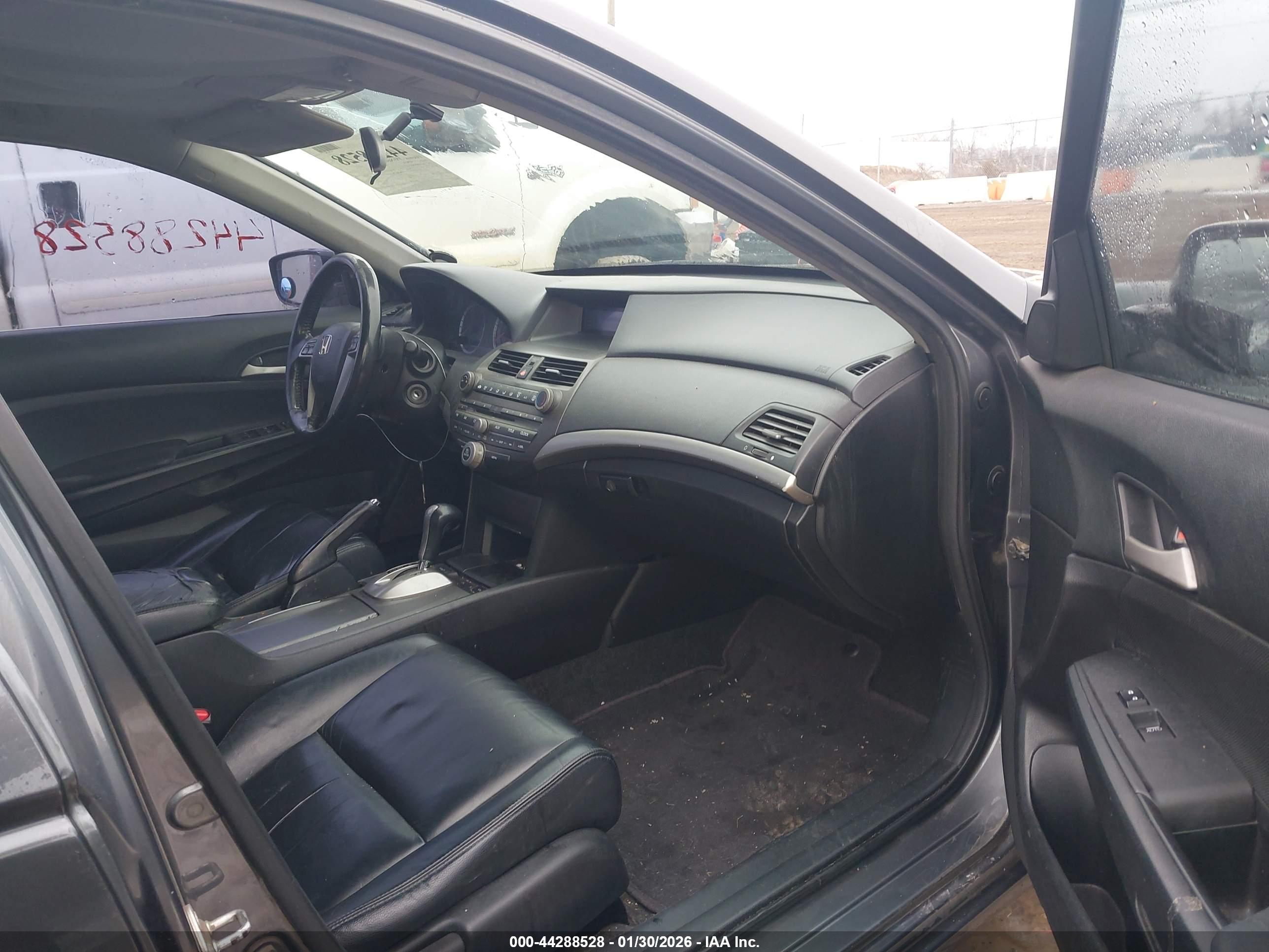 HONDA ACCORD image 5