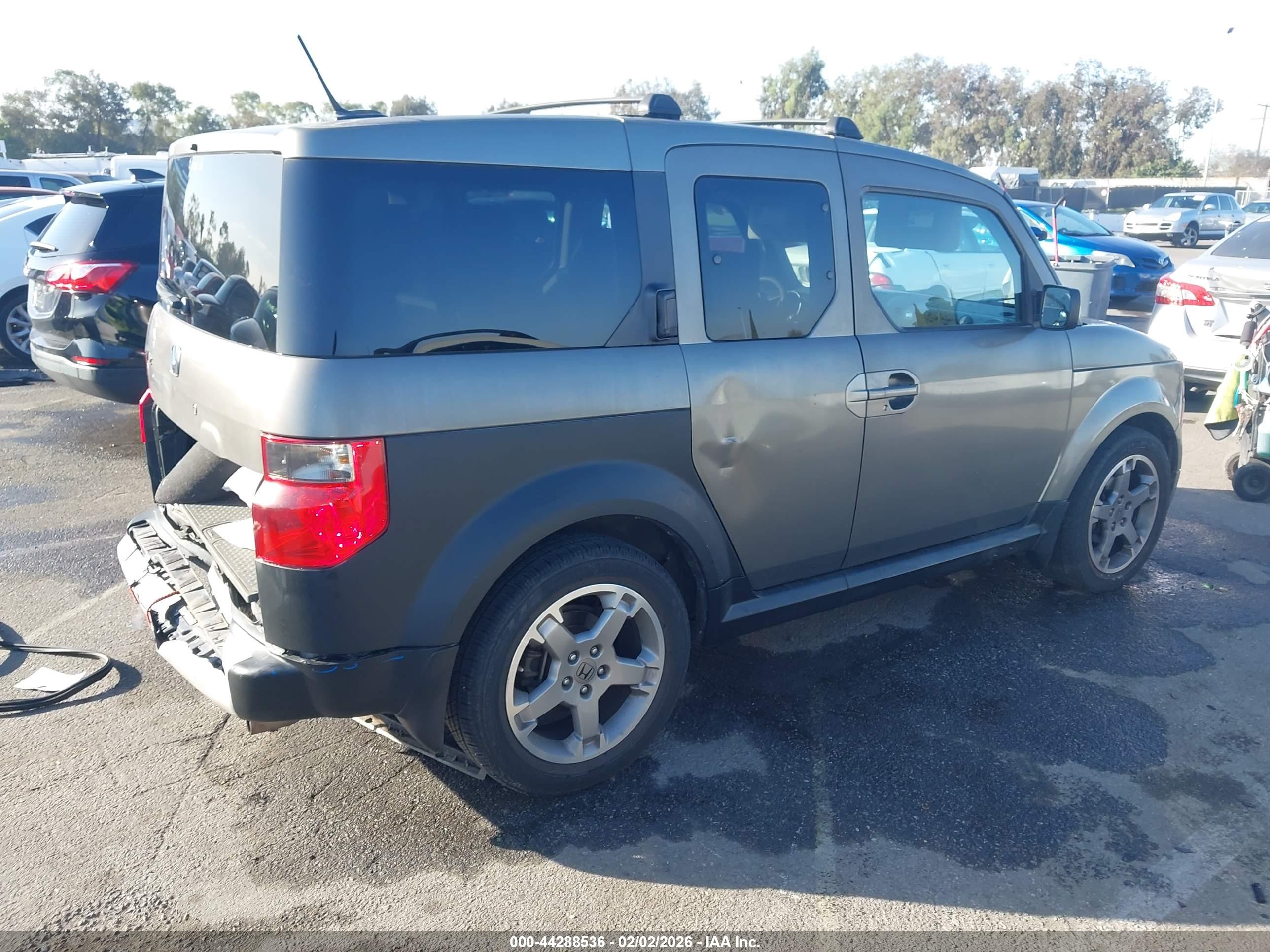 HONDA ELEMENT image 4