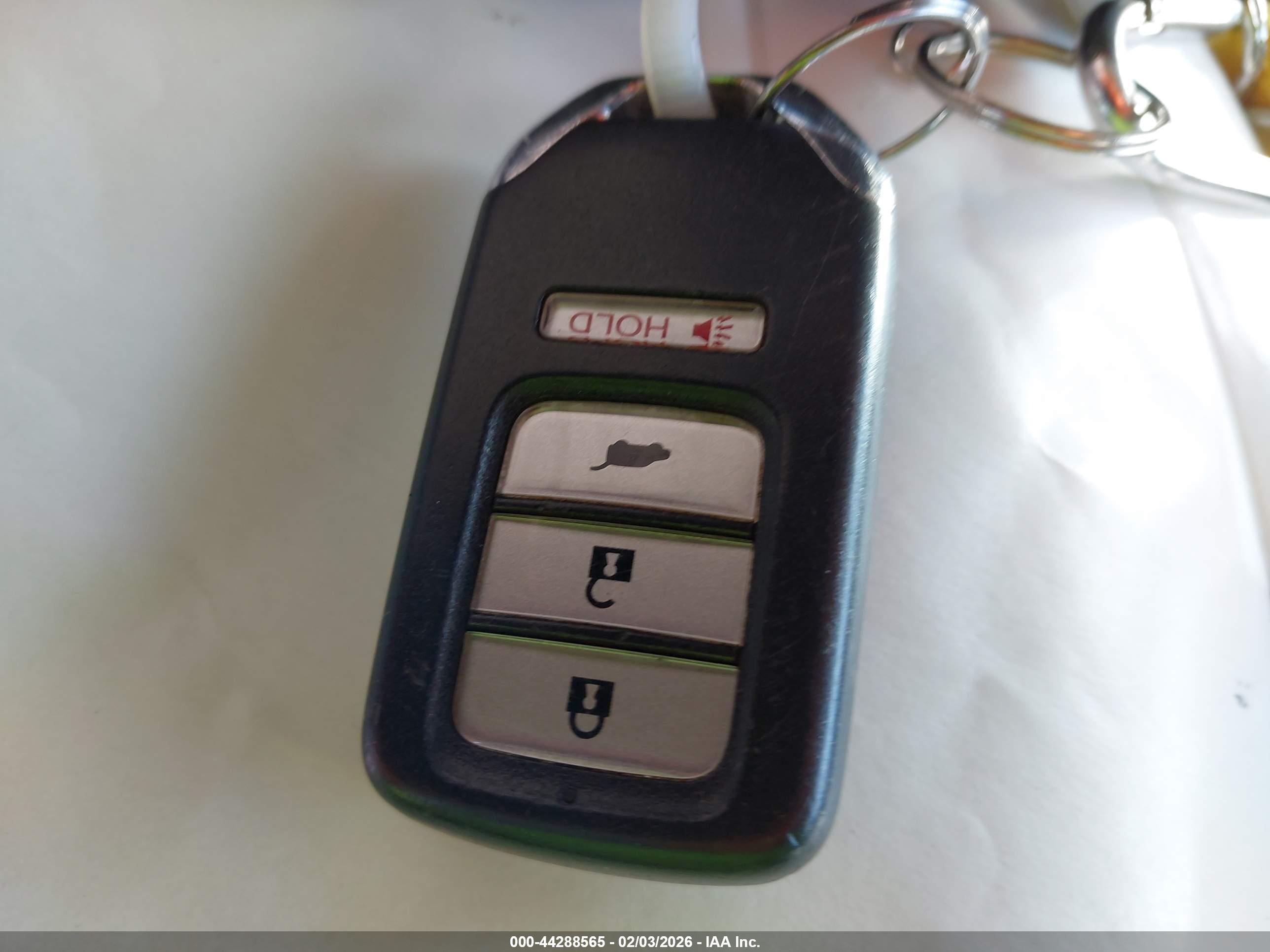 HONDA CR-V image 11