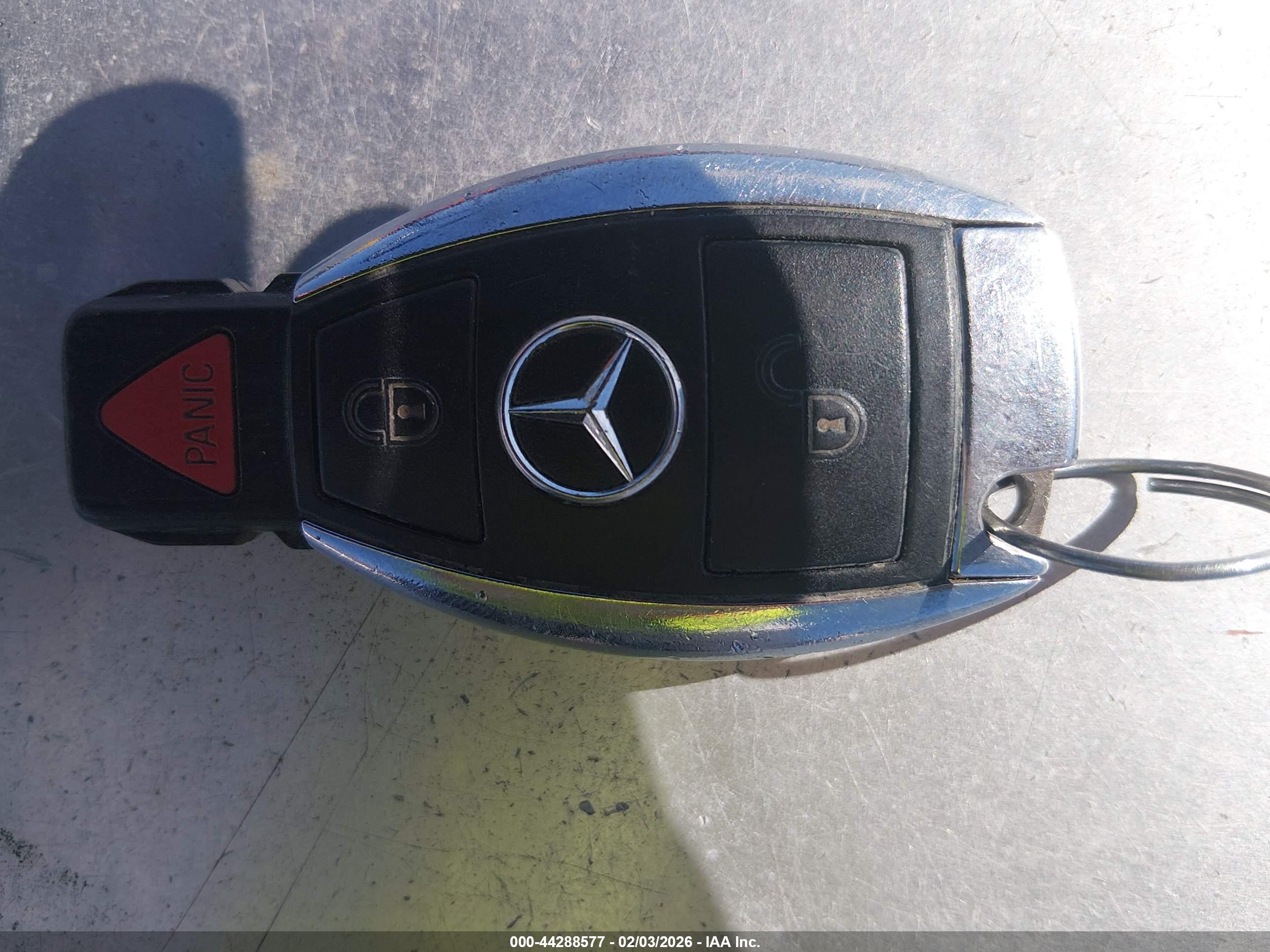 MERCEDES-BENZ GLK image 11