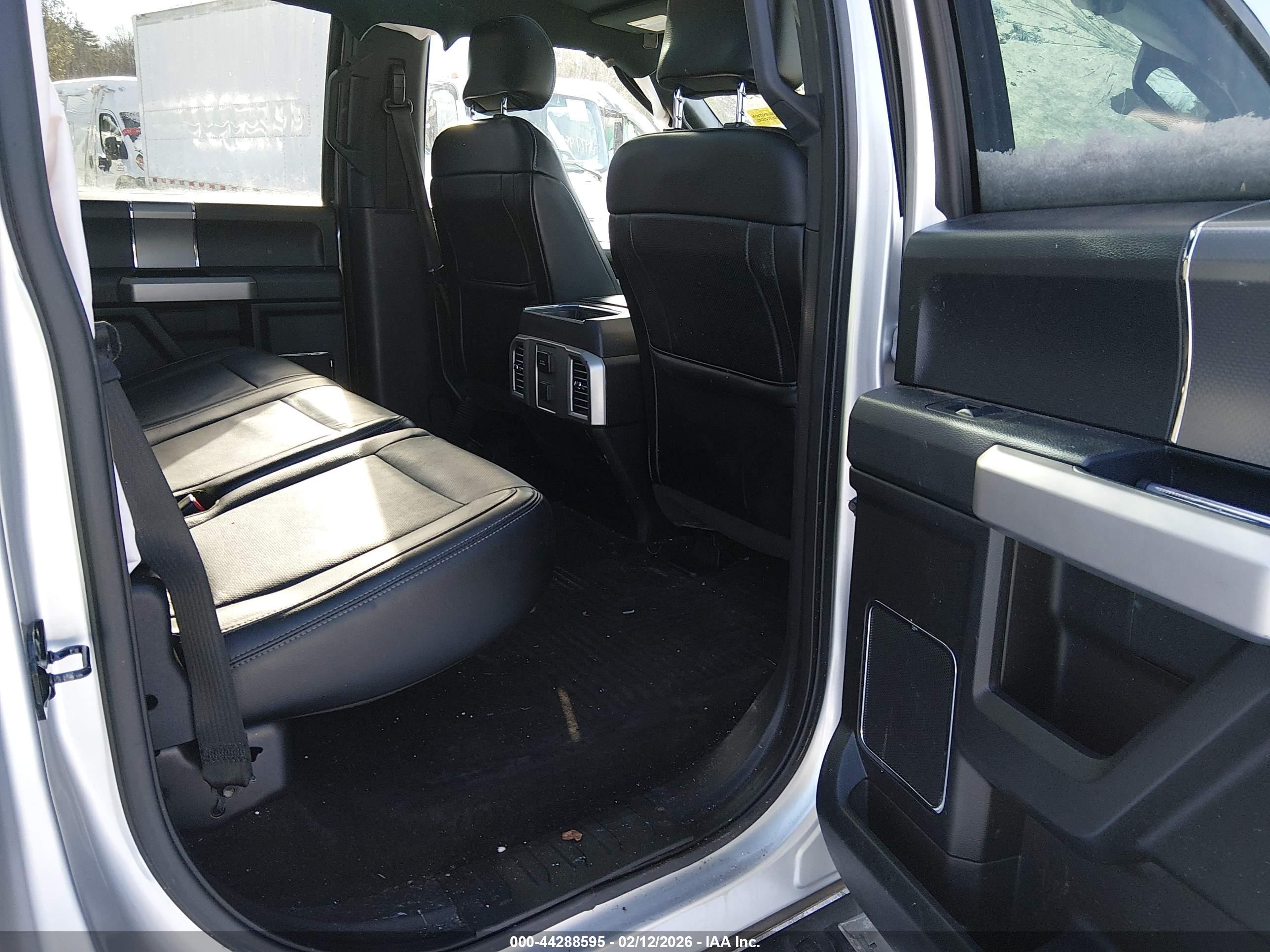FORD F-150 image 8