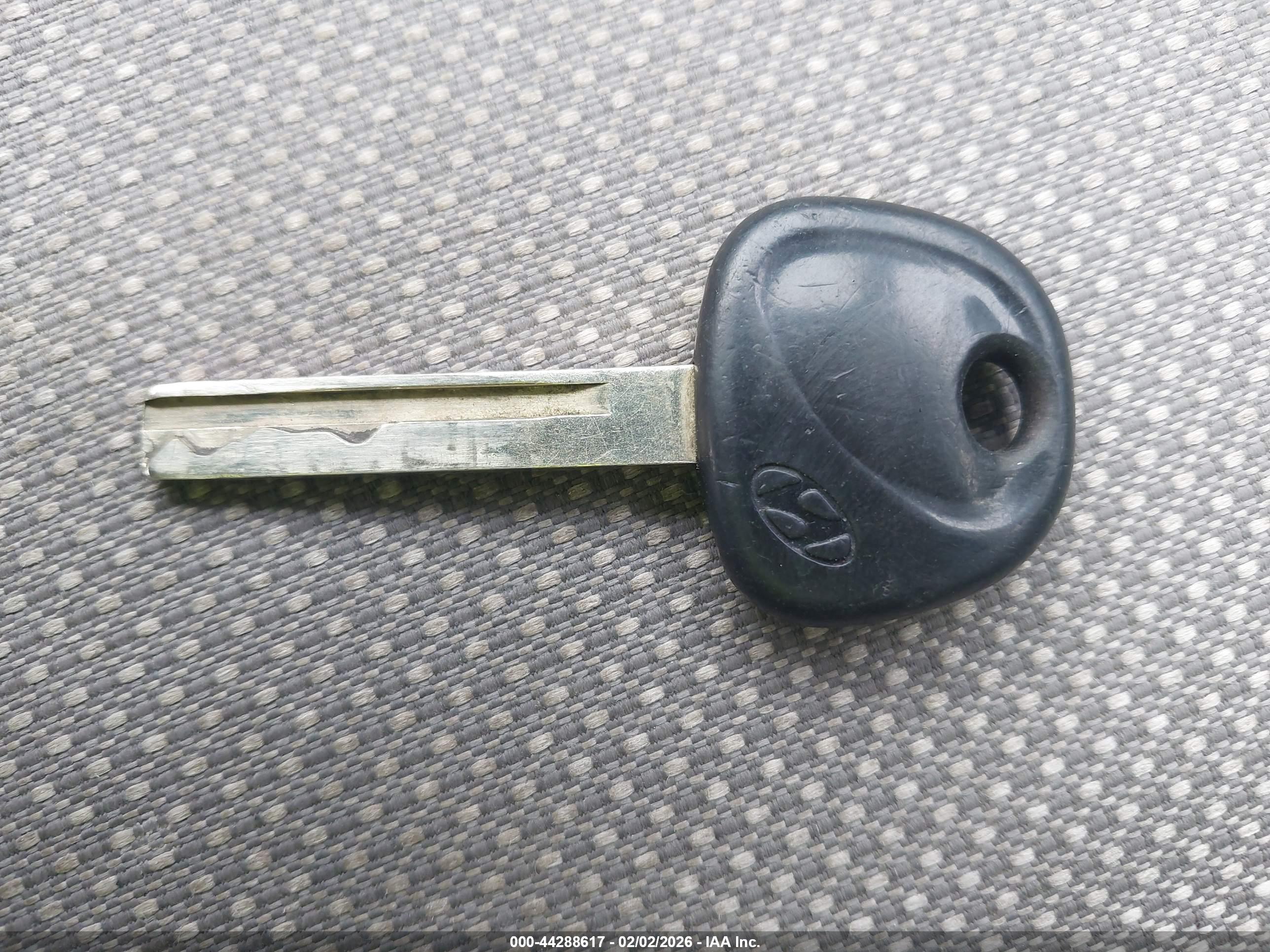 HYUNDAI ACCENT image 11