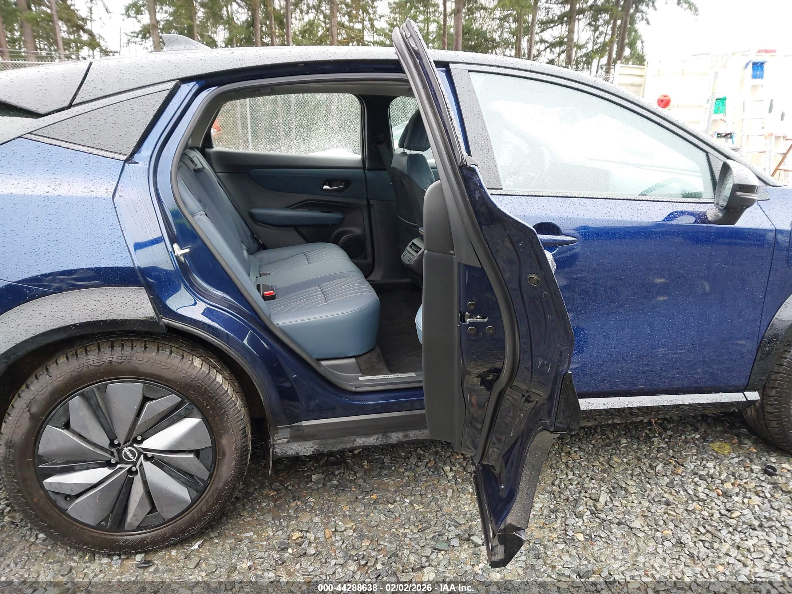 NISSAN ARIYA image 8