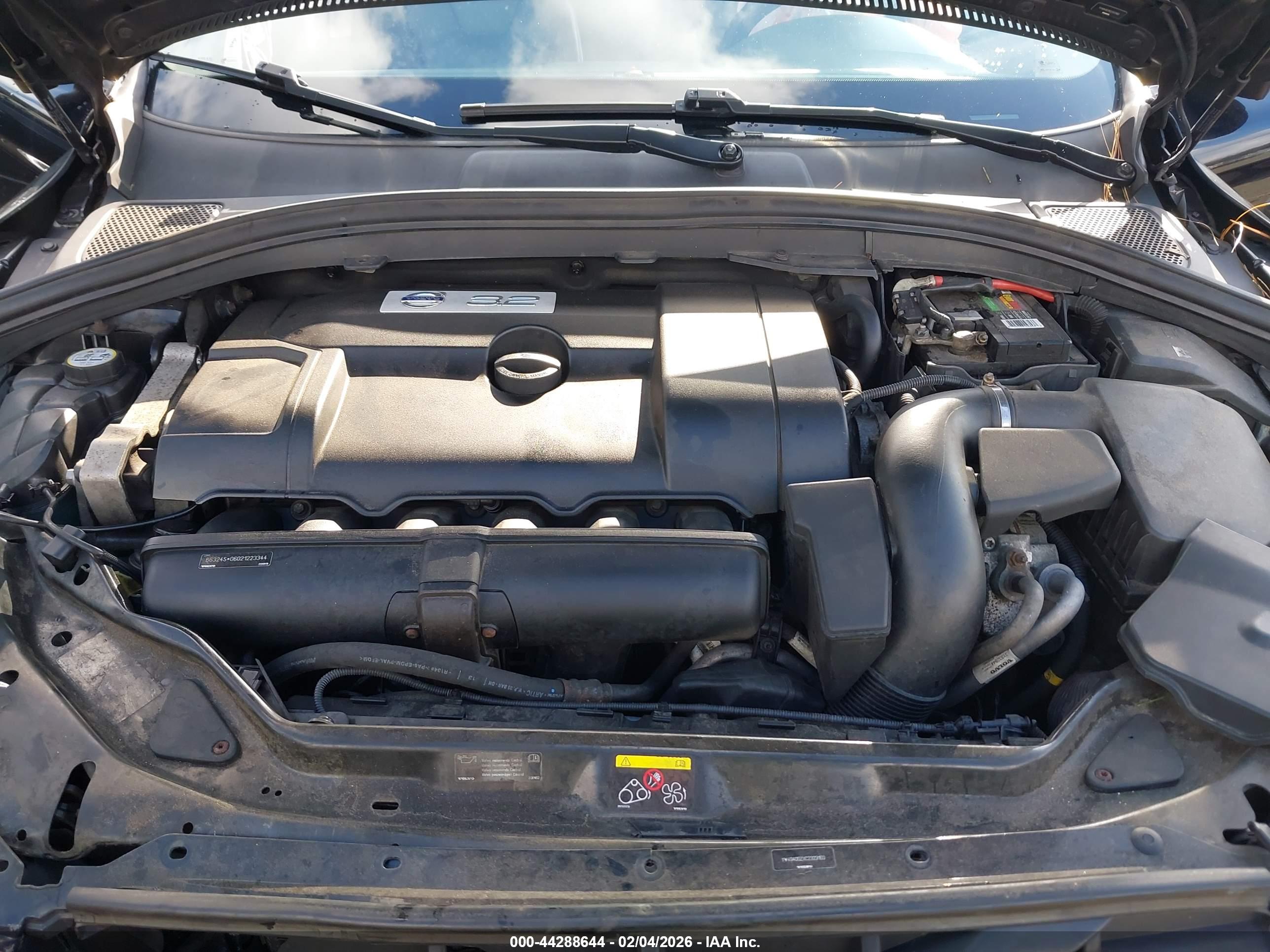 VOLVO XC60 image 10
