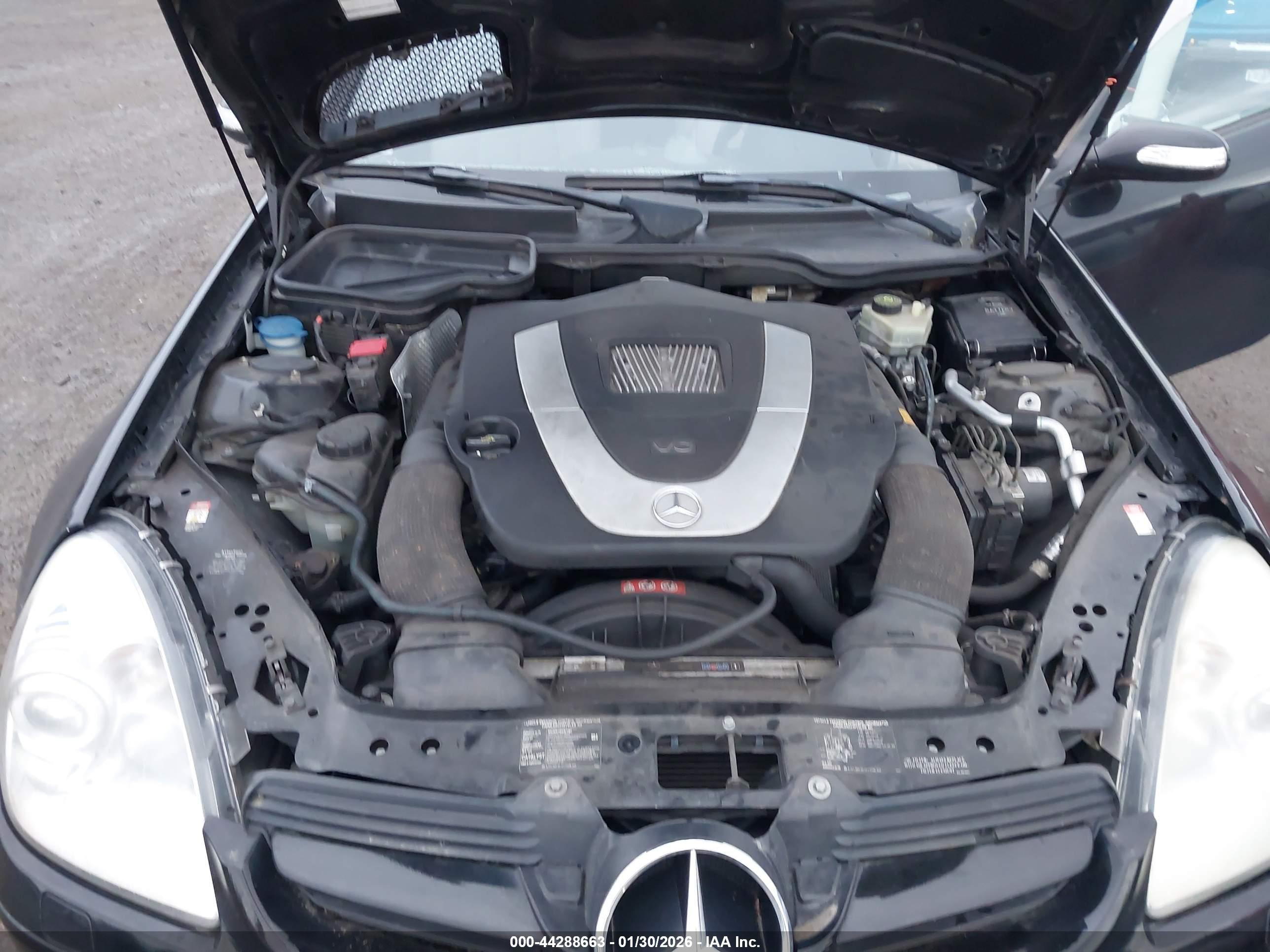 MERCEDES-BENZ SLK image 10