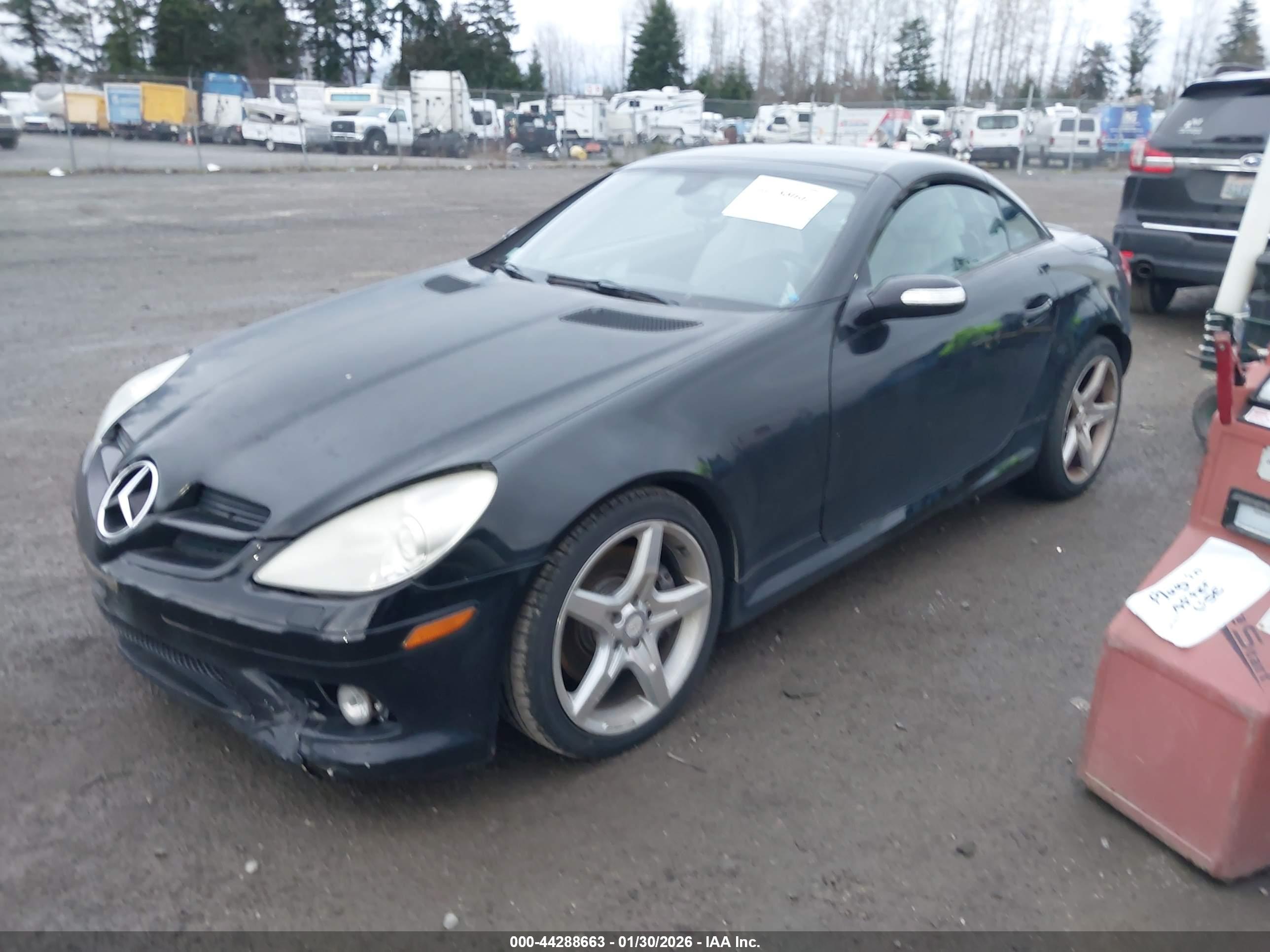 MERCEDES-BENZ SLK image 2