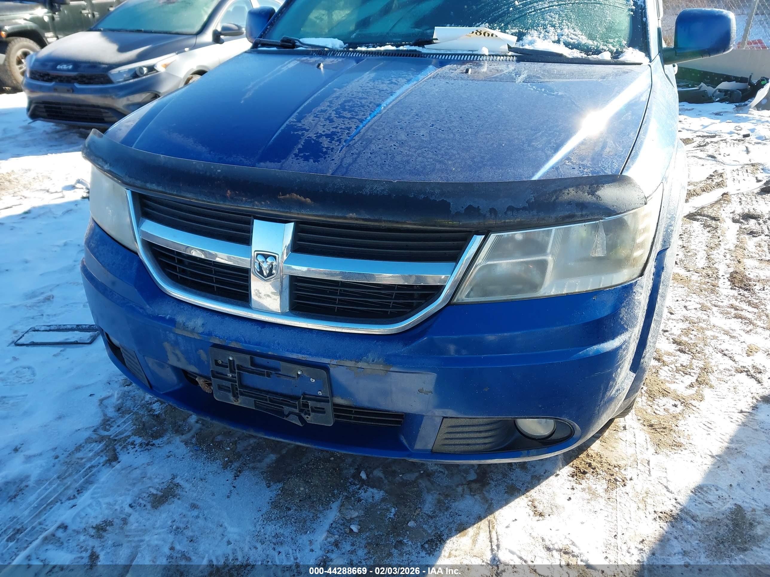 DODGE JOURNEY image 6