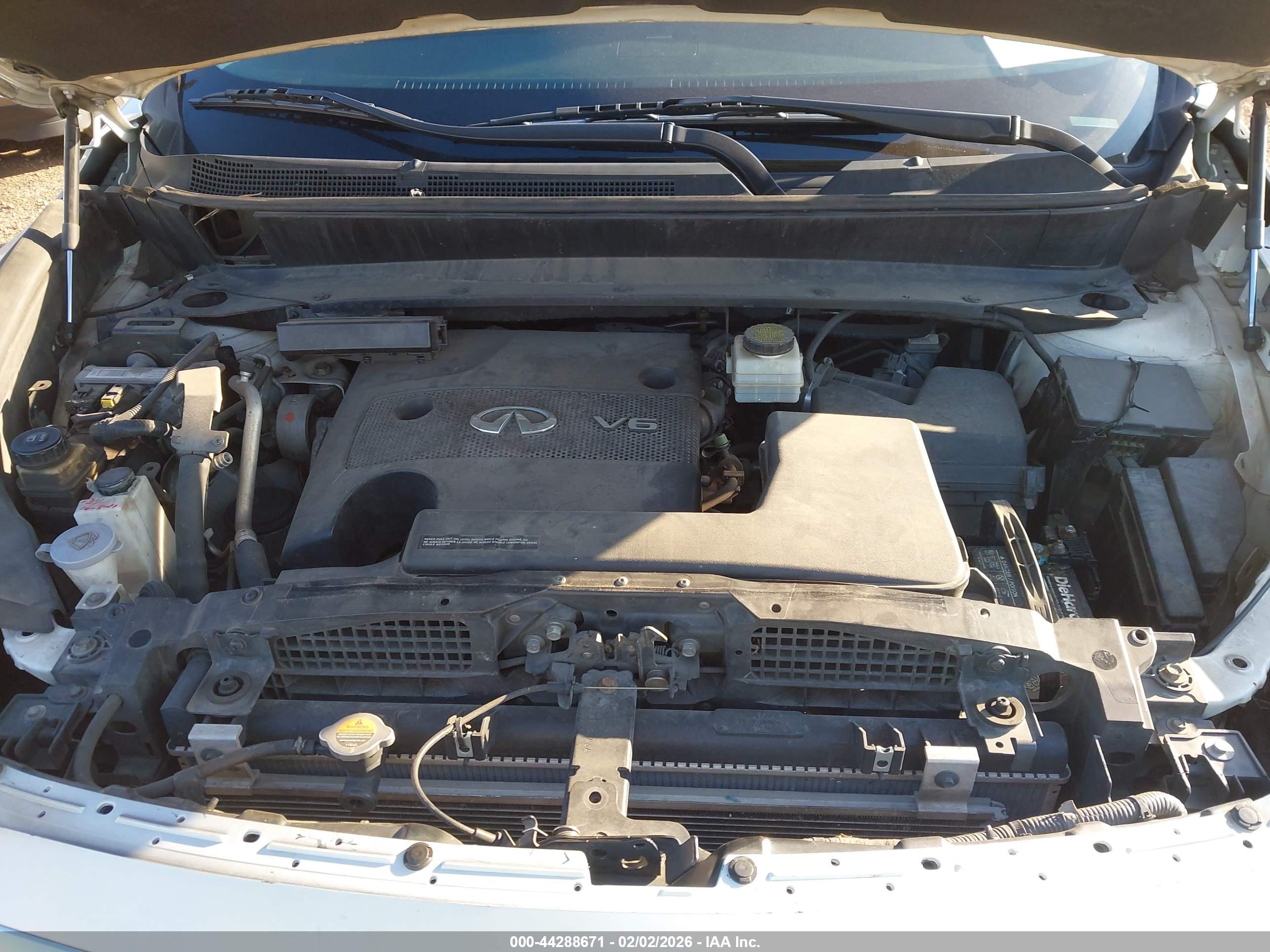 INFINITI JX35 image 10