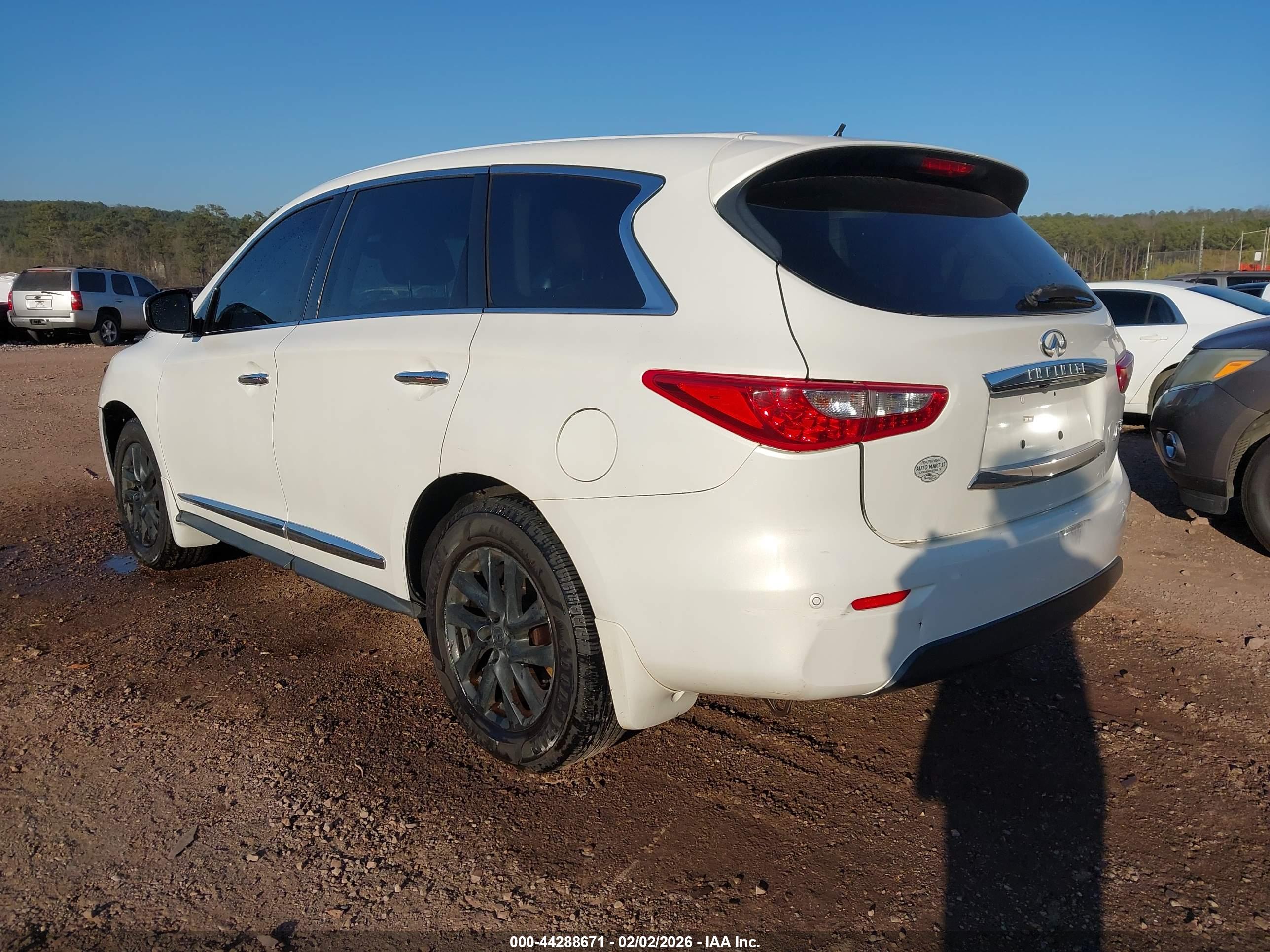 INFINITI JX35 image 3