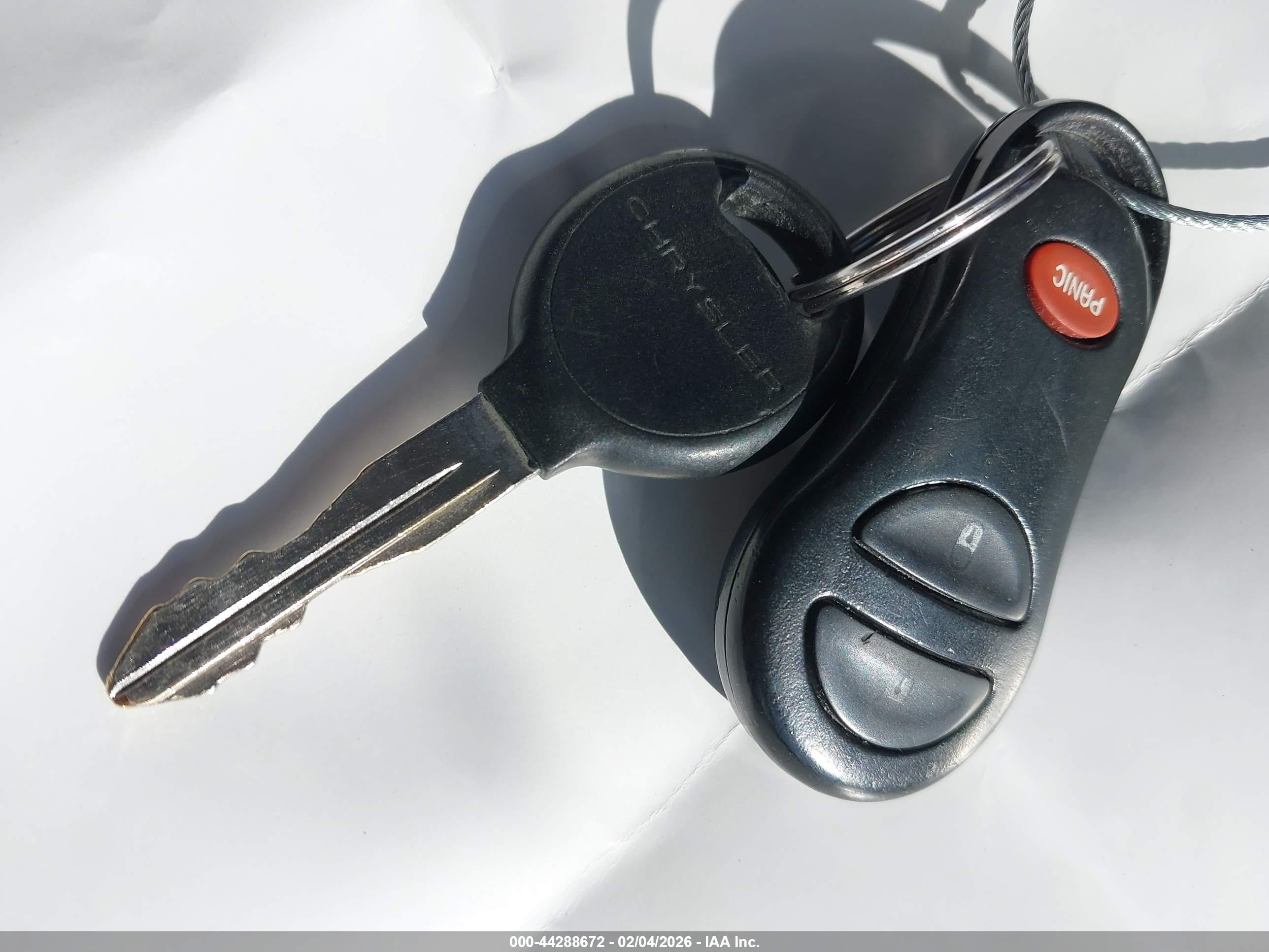 CHRYSLER TOWN image 11