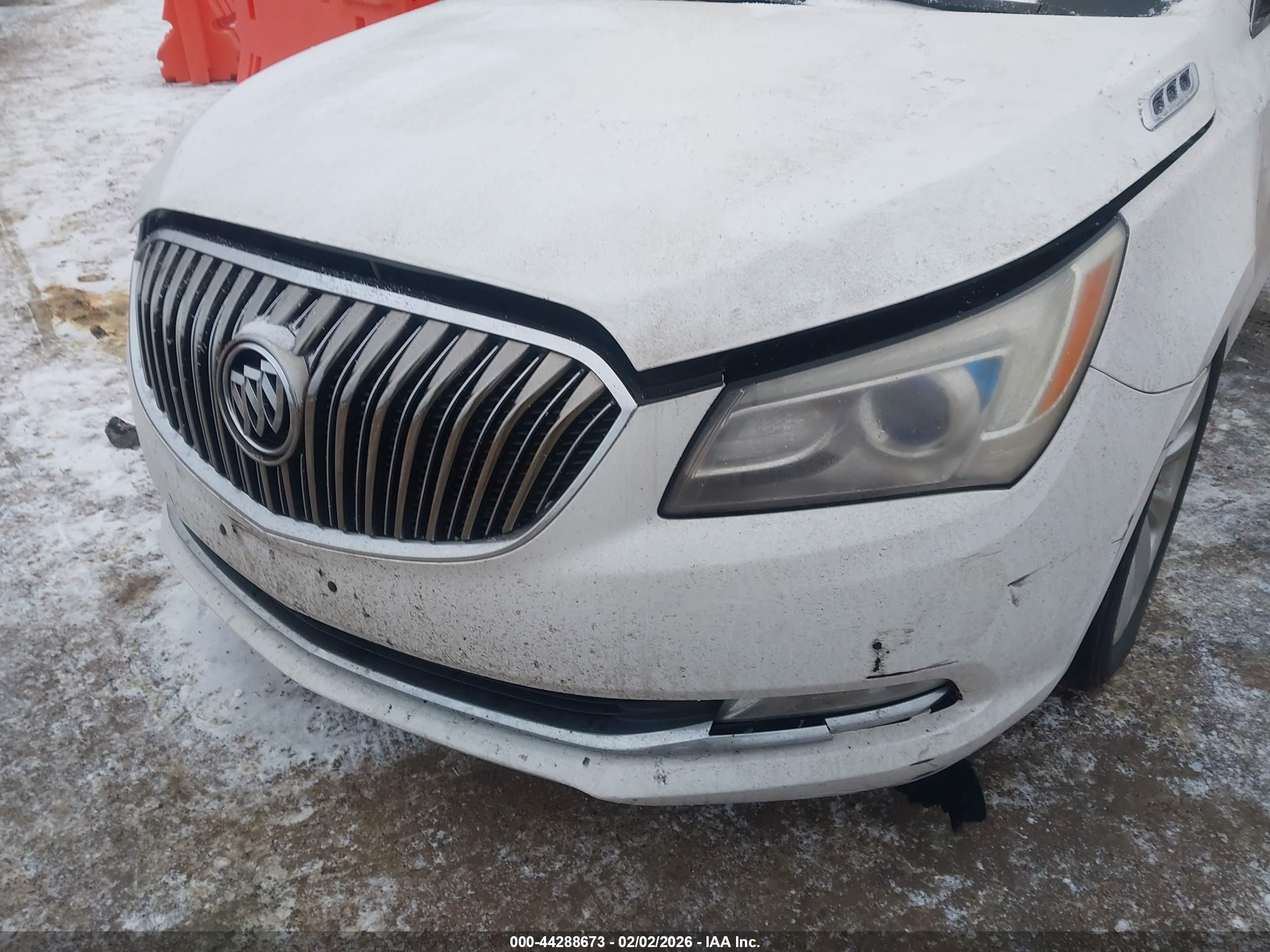 BUICK LACROSSE image 6