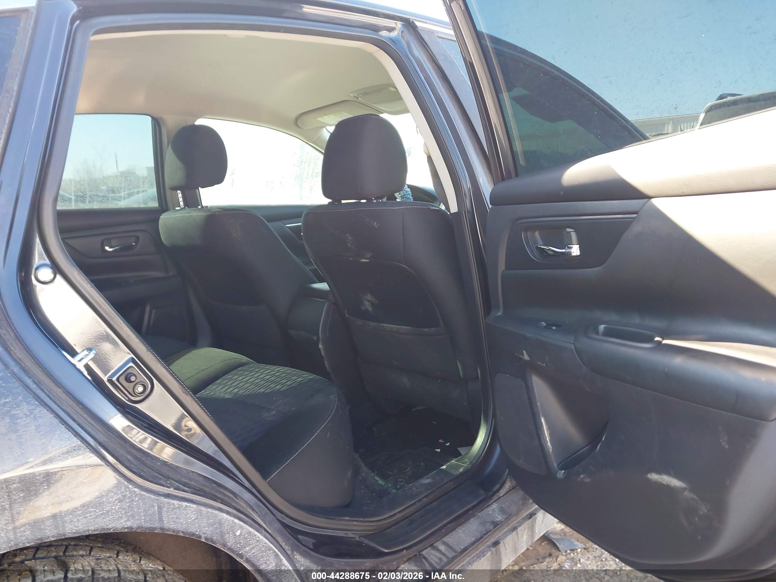 NISSAN ALTIMA image 8