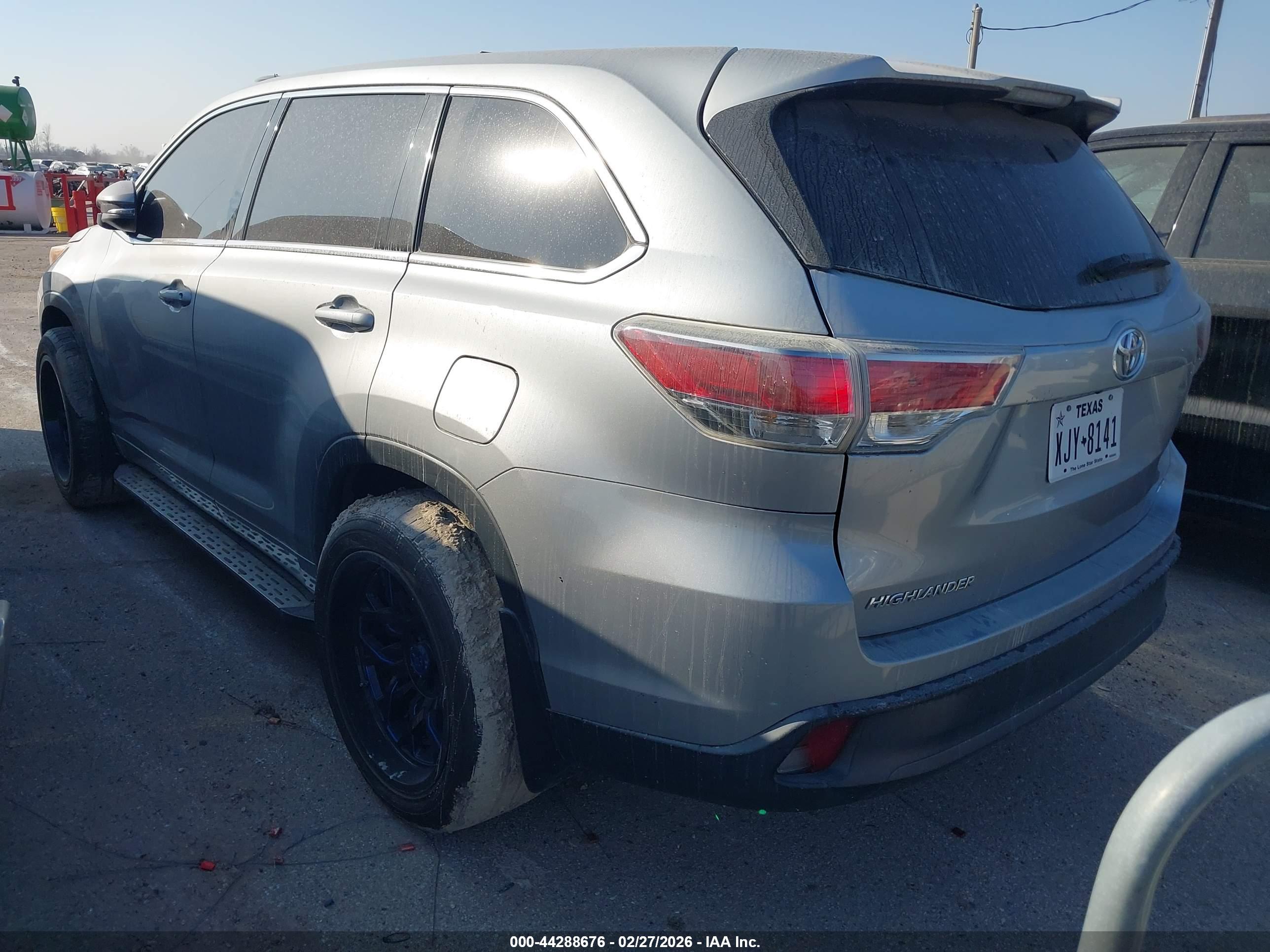 TOYOTA HIGHLANDER image 3