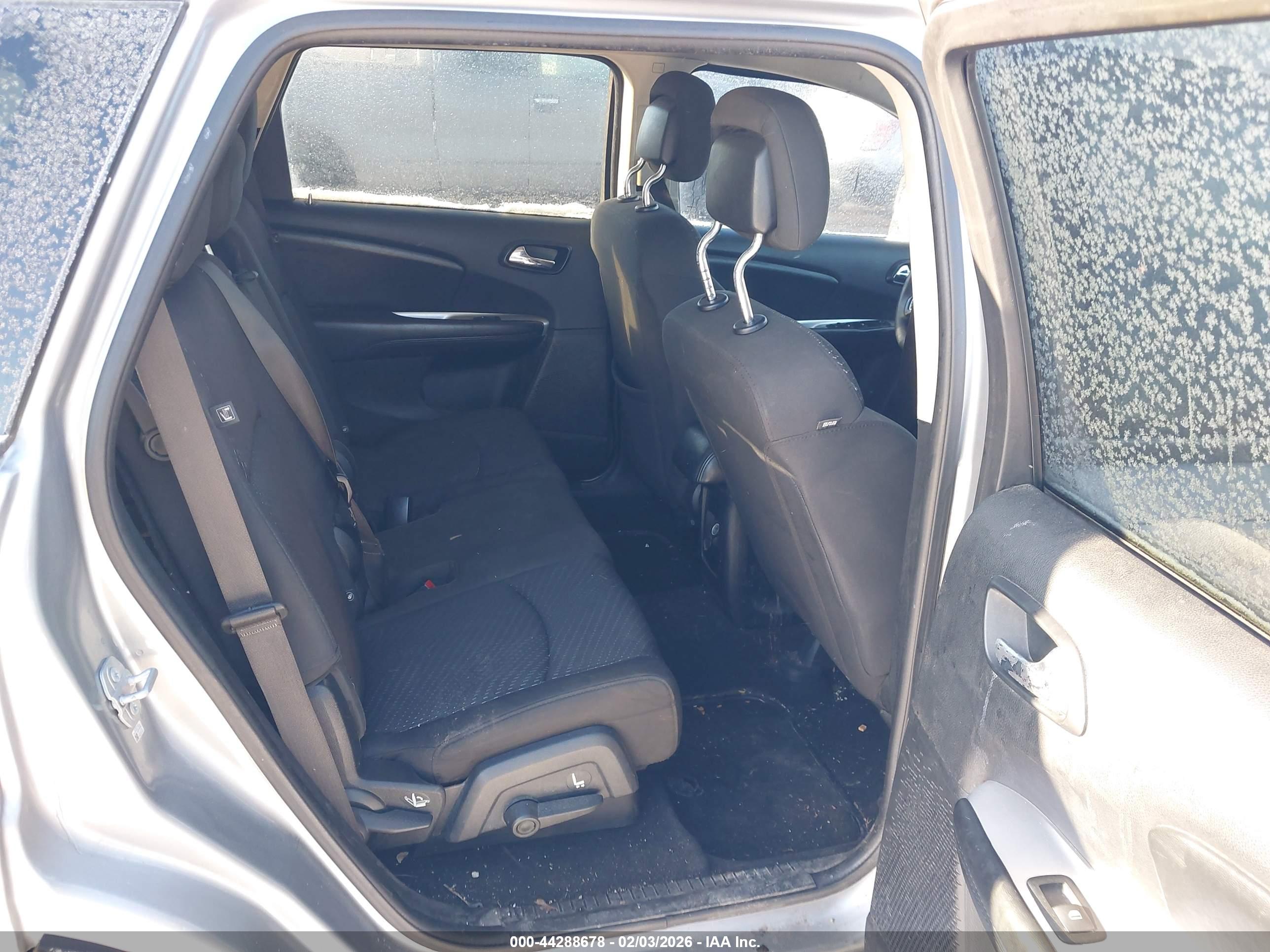 DODGE JOURNEY image 8
