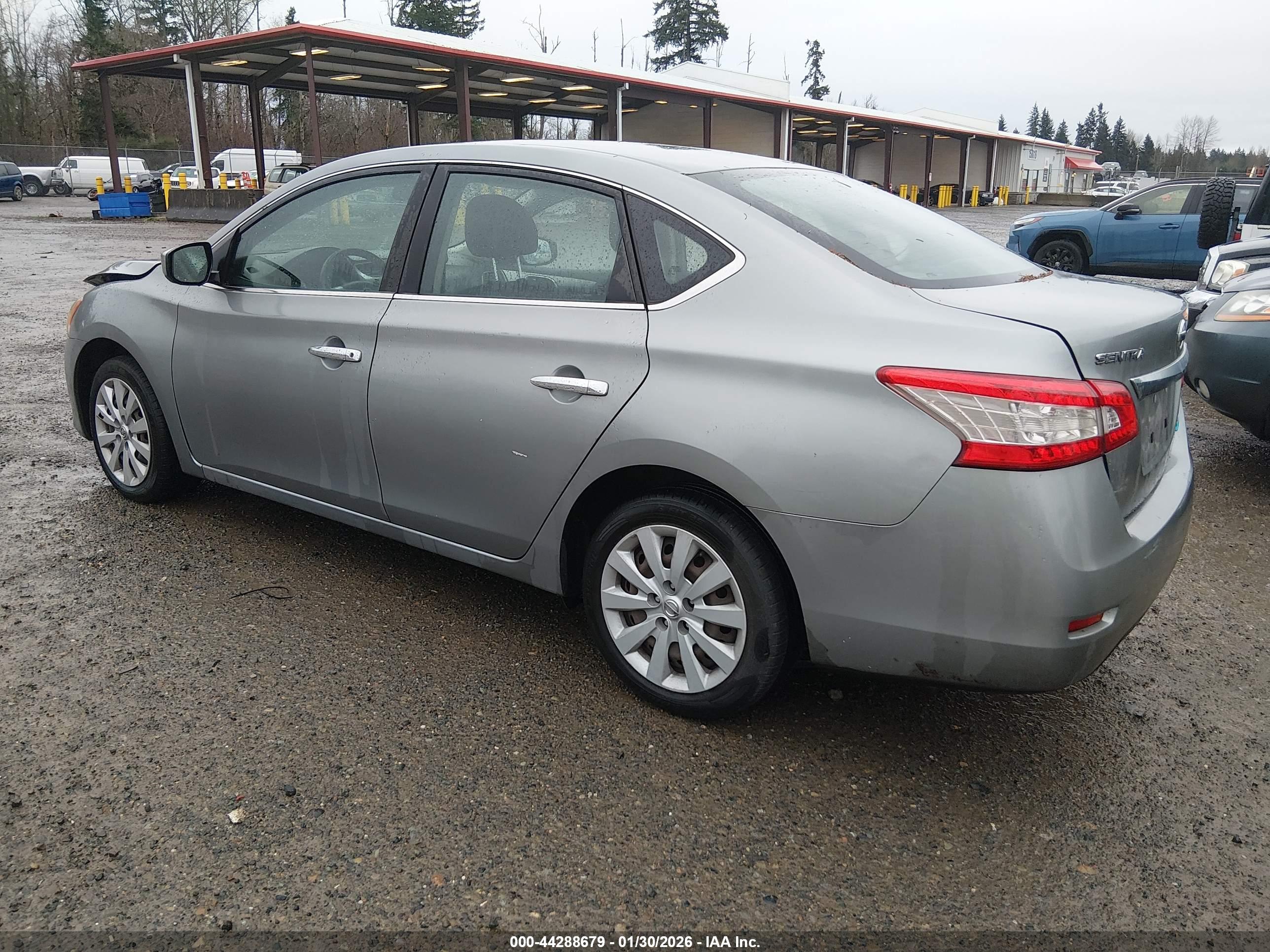 NISSAN SENTRA image 3