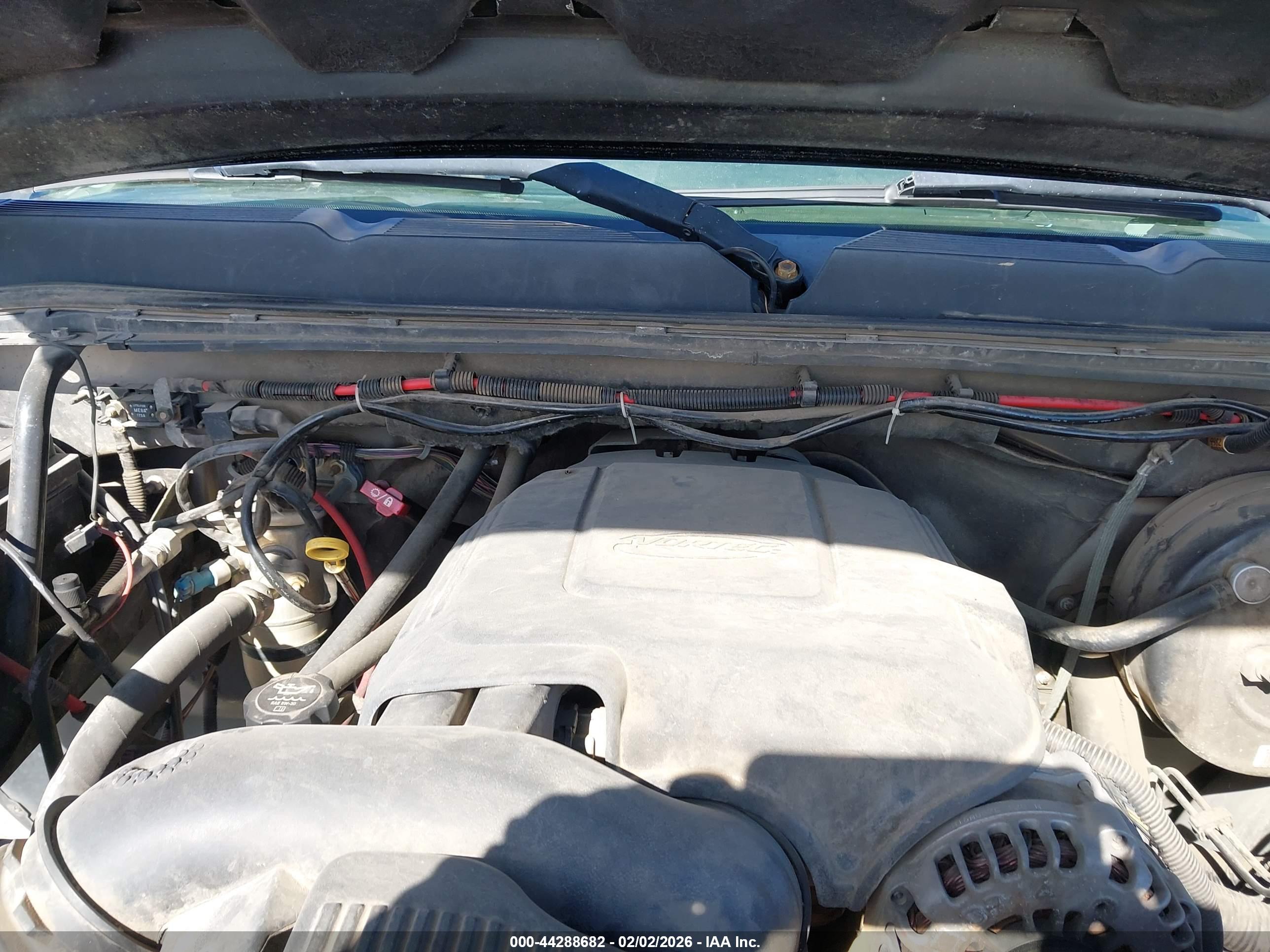 CHEVROLET SILVERADO image 10
