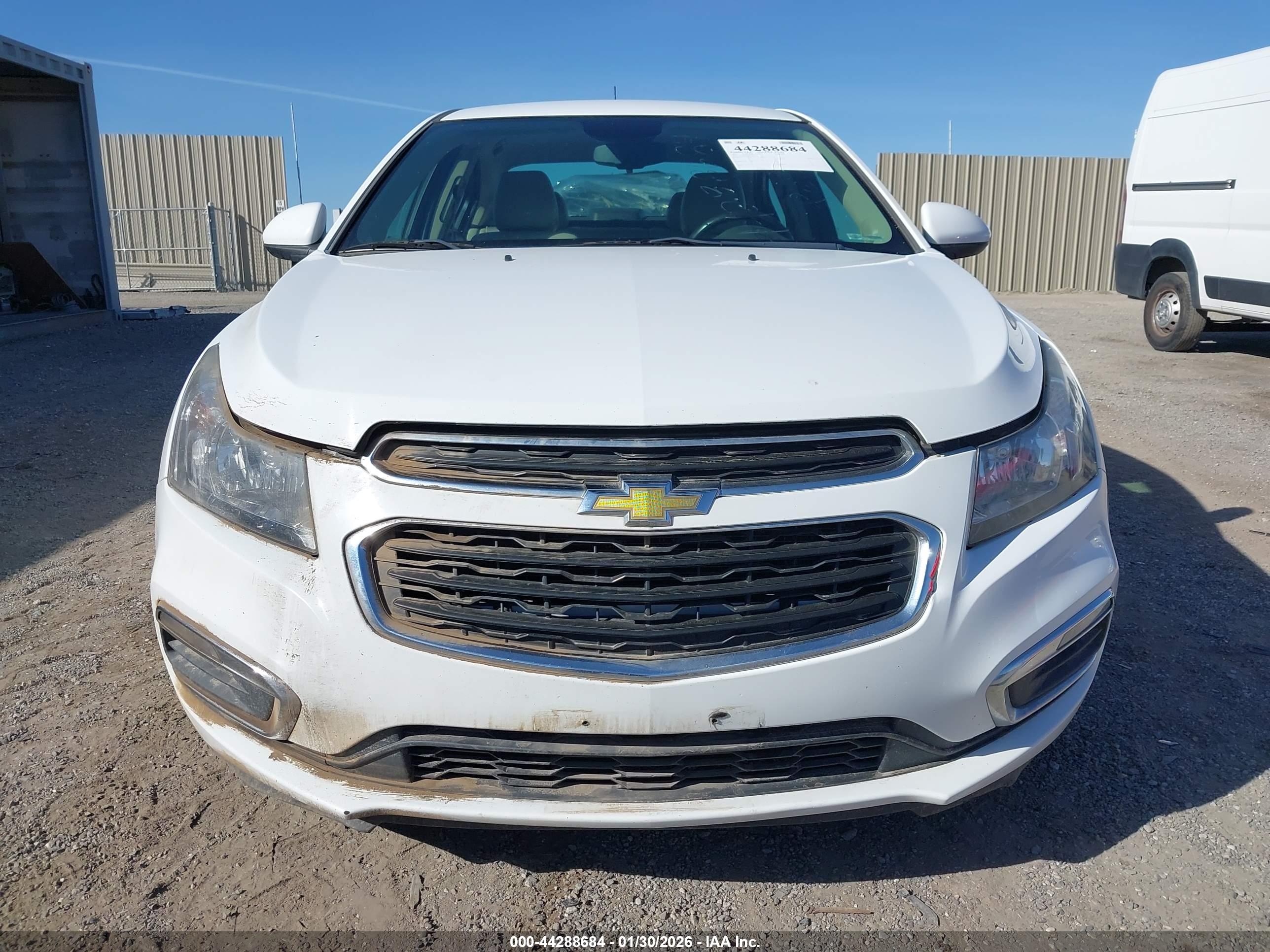 CHEVROLET CRUZE image 6