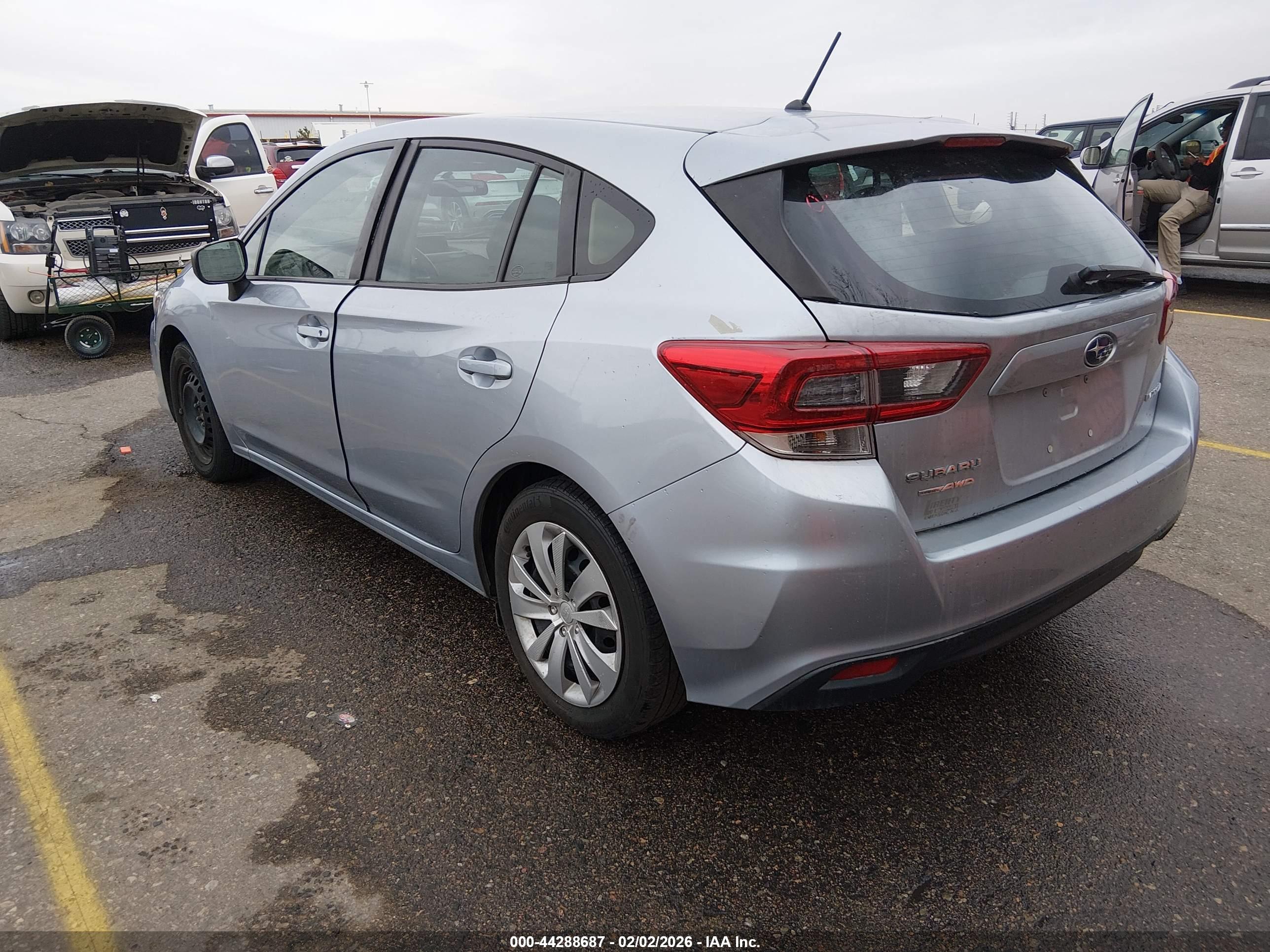 SUBARU IMPREZA image 3
