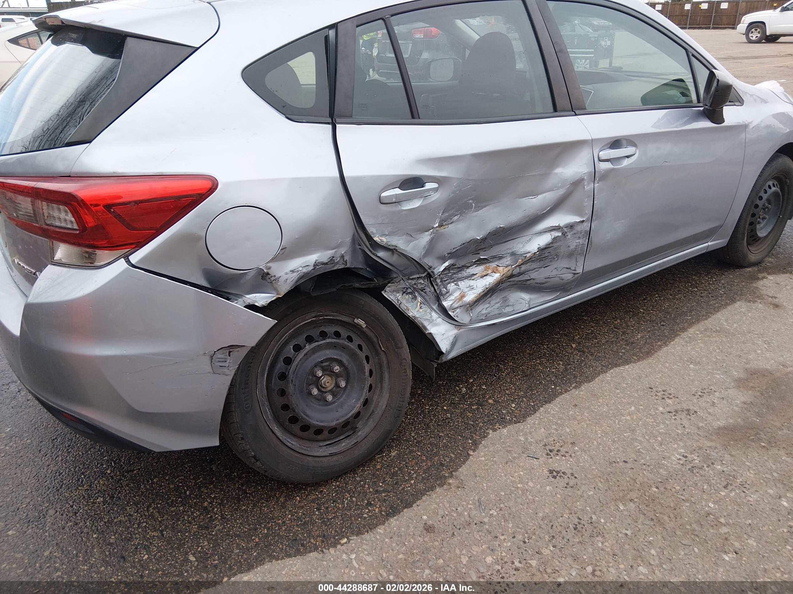 SUBARU IMPREZA image 6