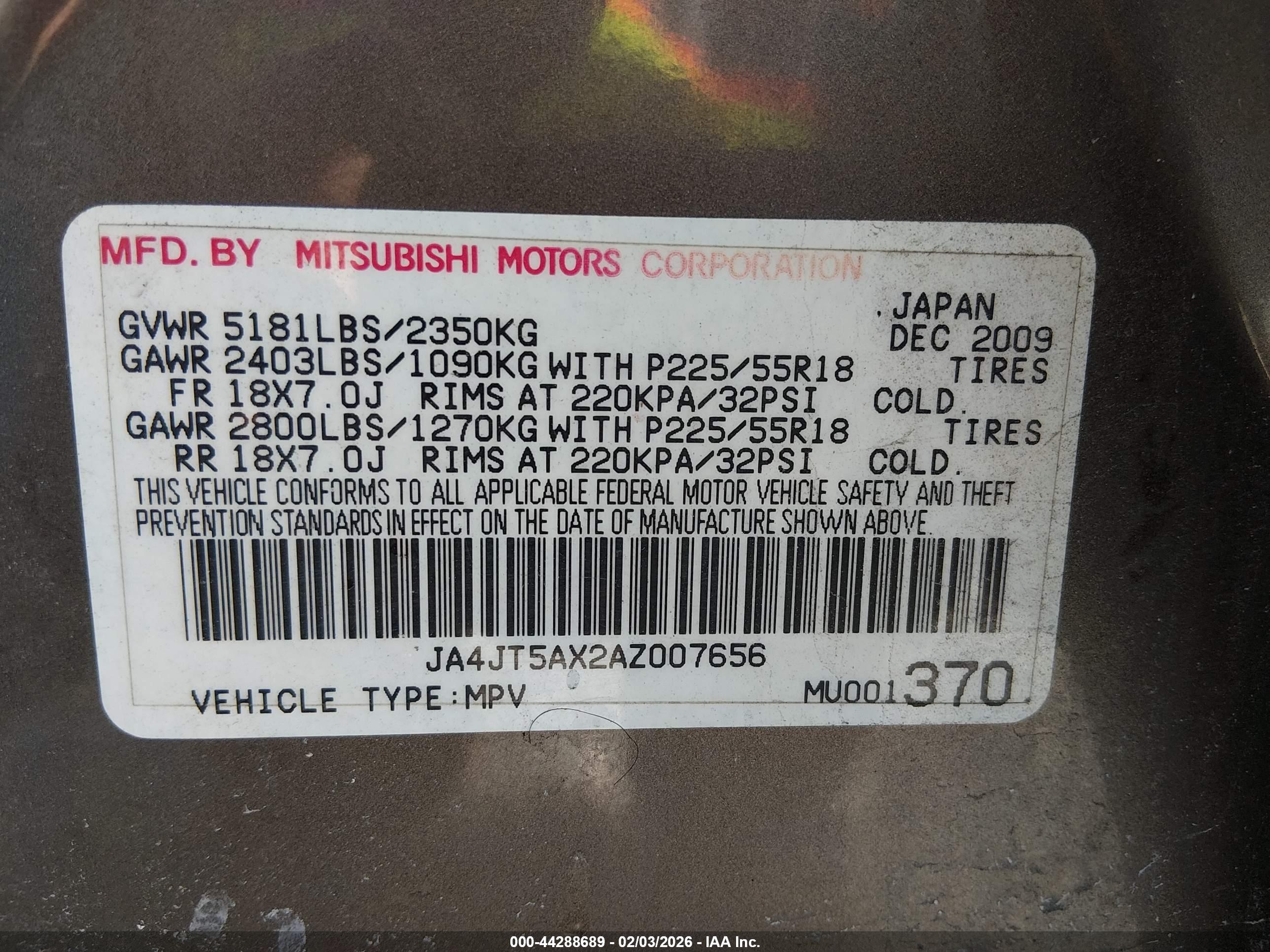 MITSUBISHI OUTLANDER image 9