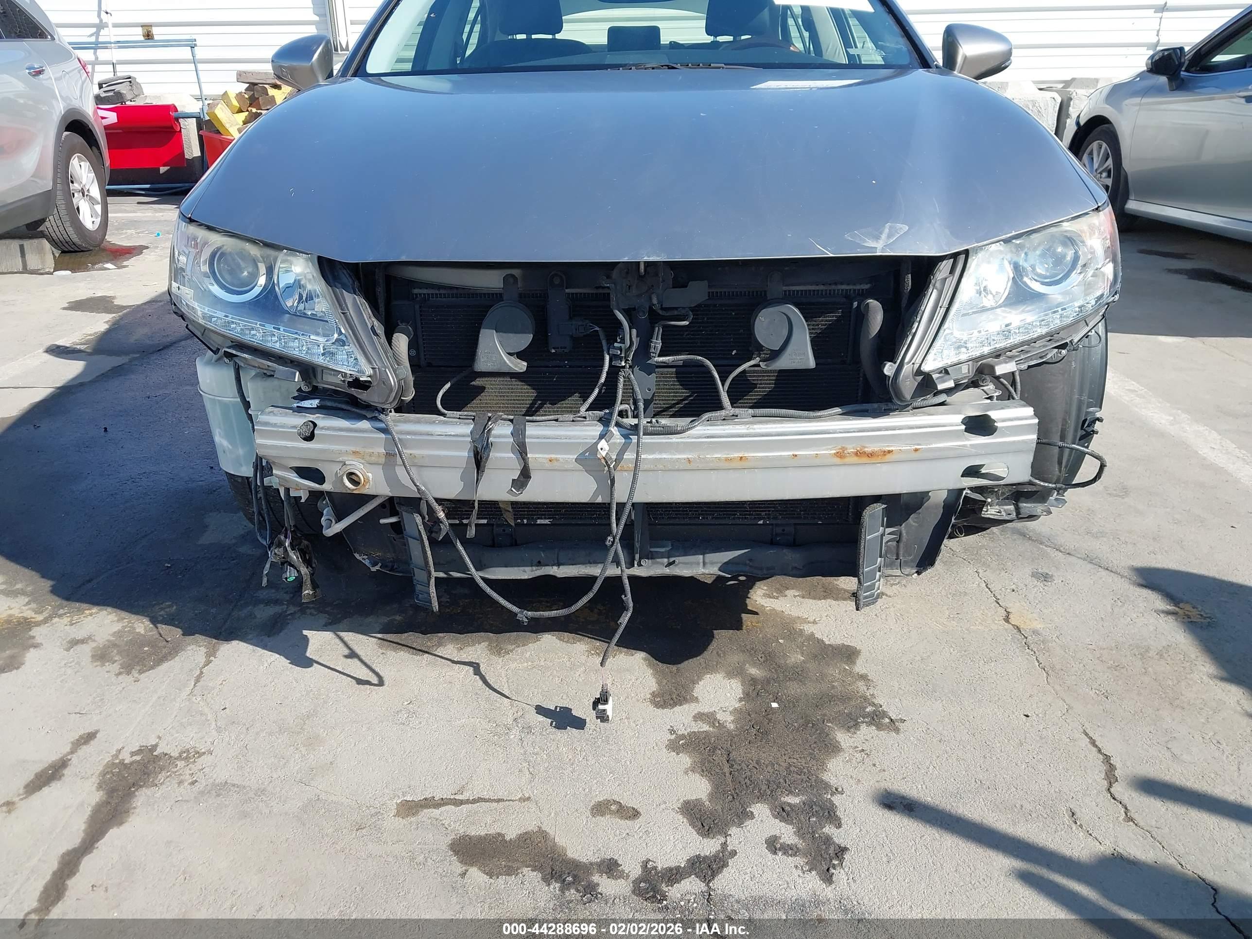 LEXUS ES image 6