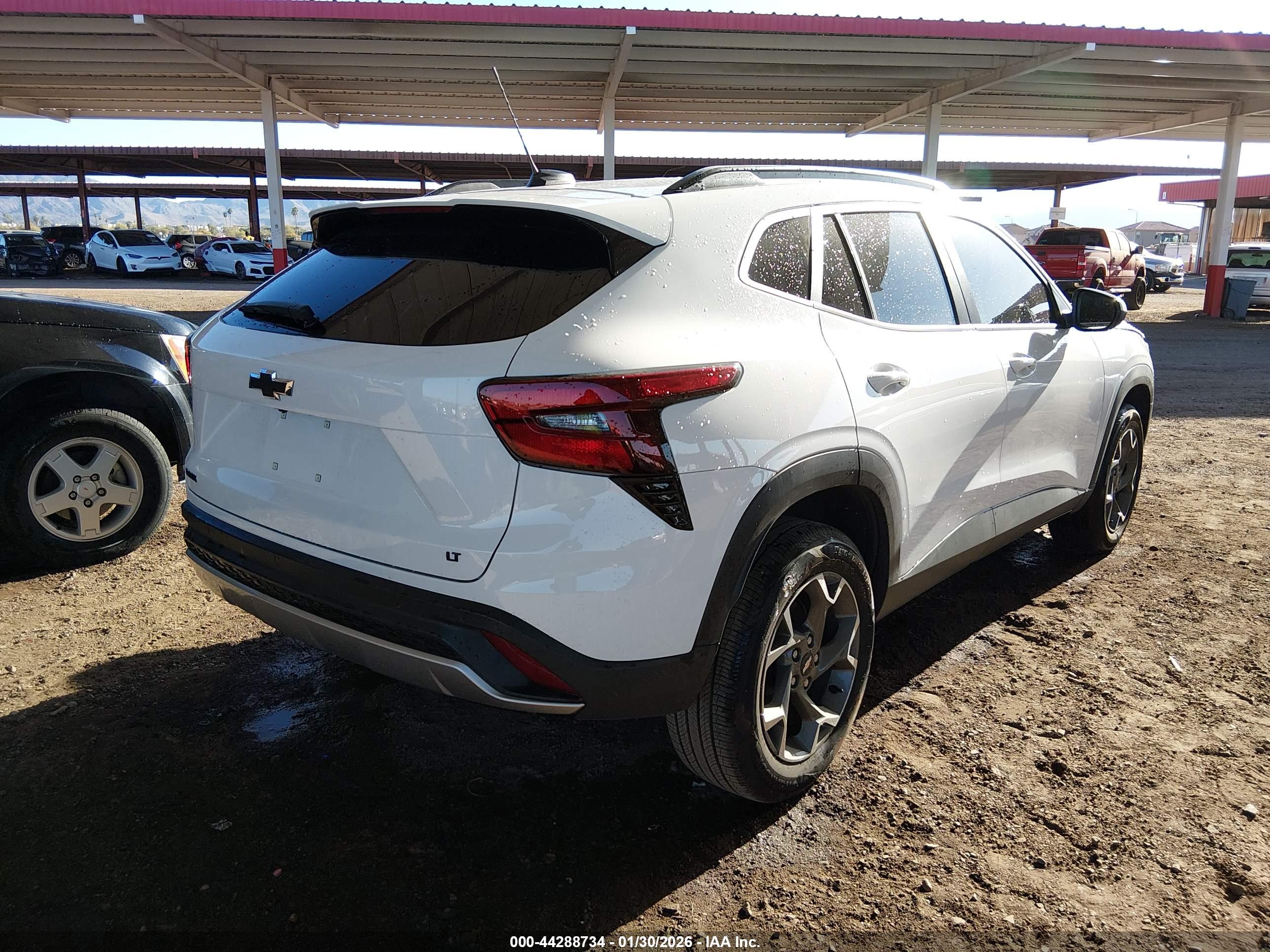 CHEVROLET TRAX image 4